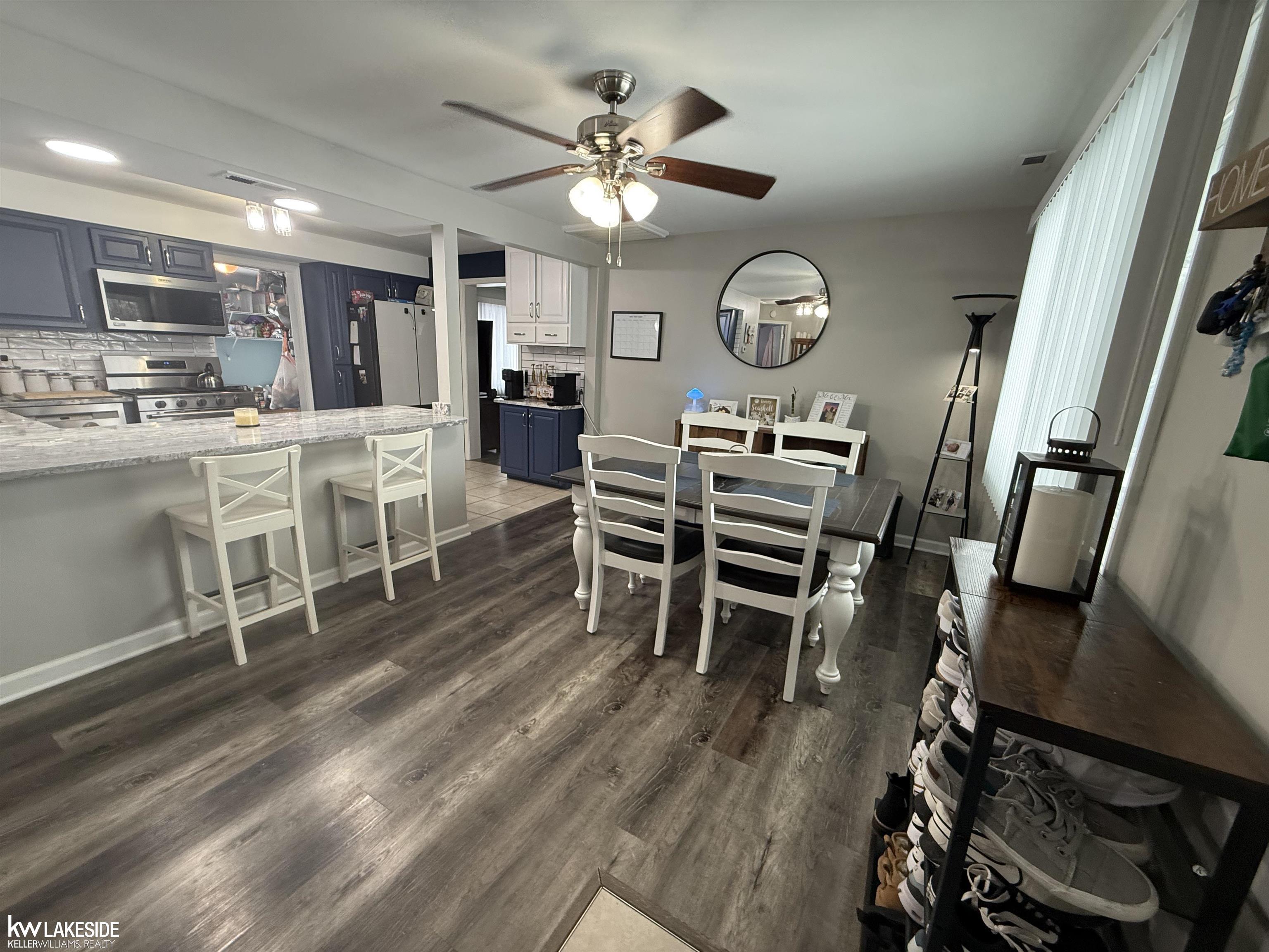 Marysville, MI, 48040