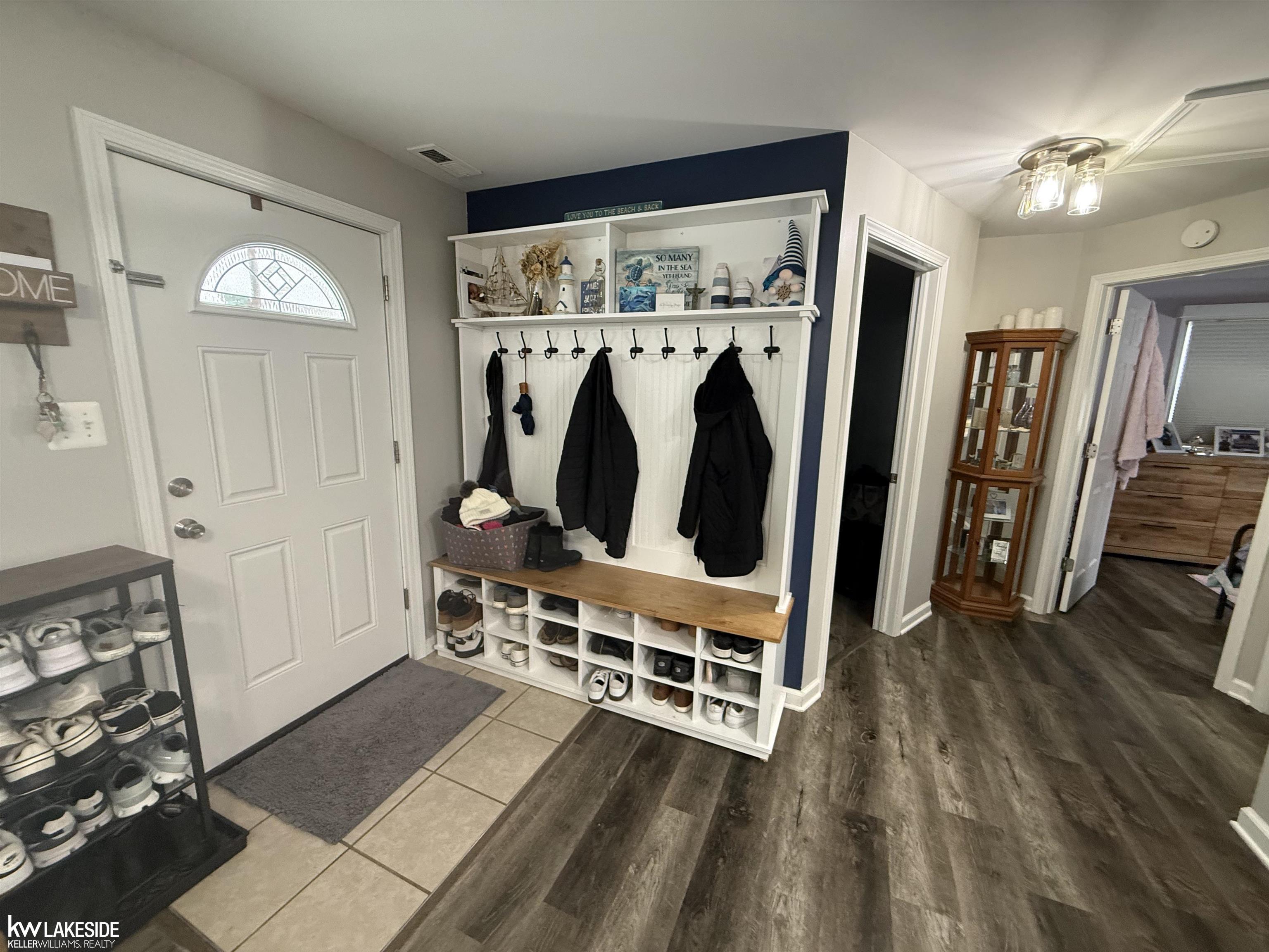 Marysville, MI, 48040