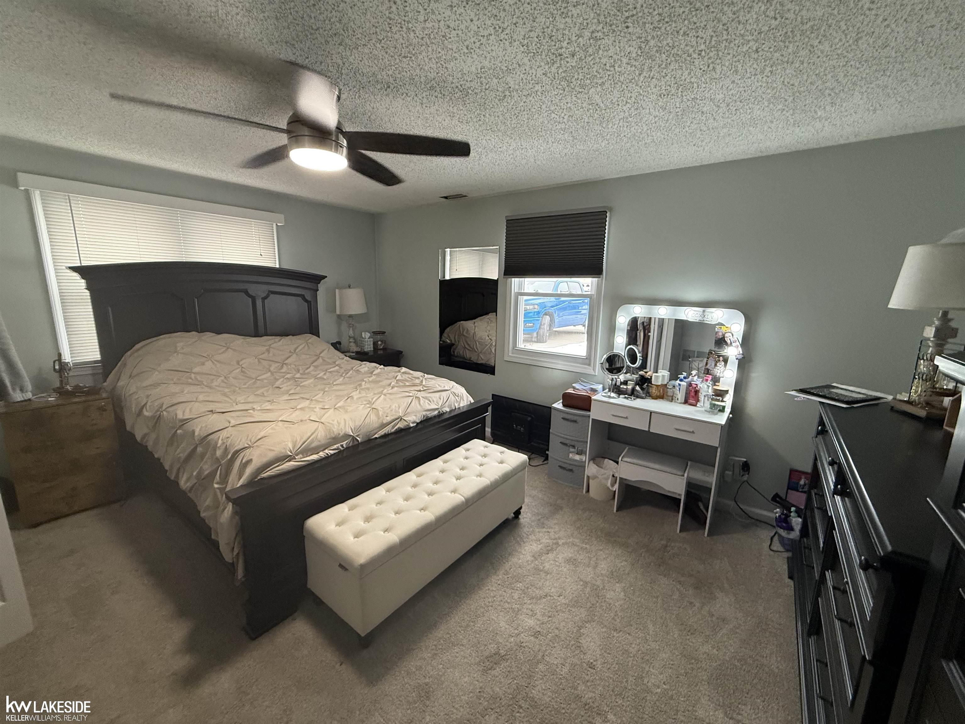 Marysville, MI, 48040