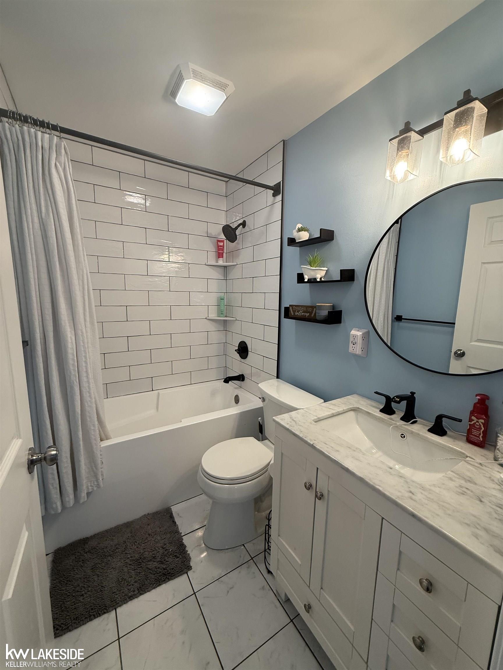 Marysville, MI, 48040