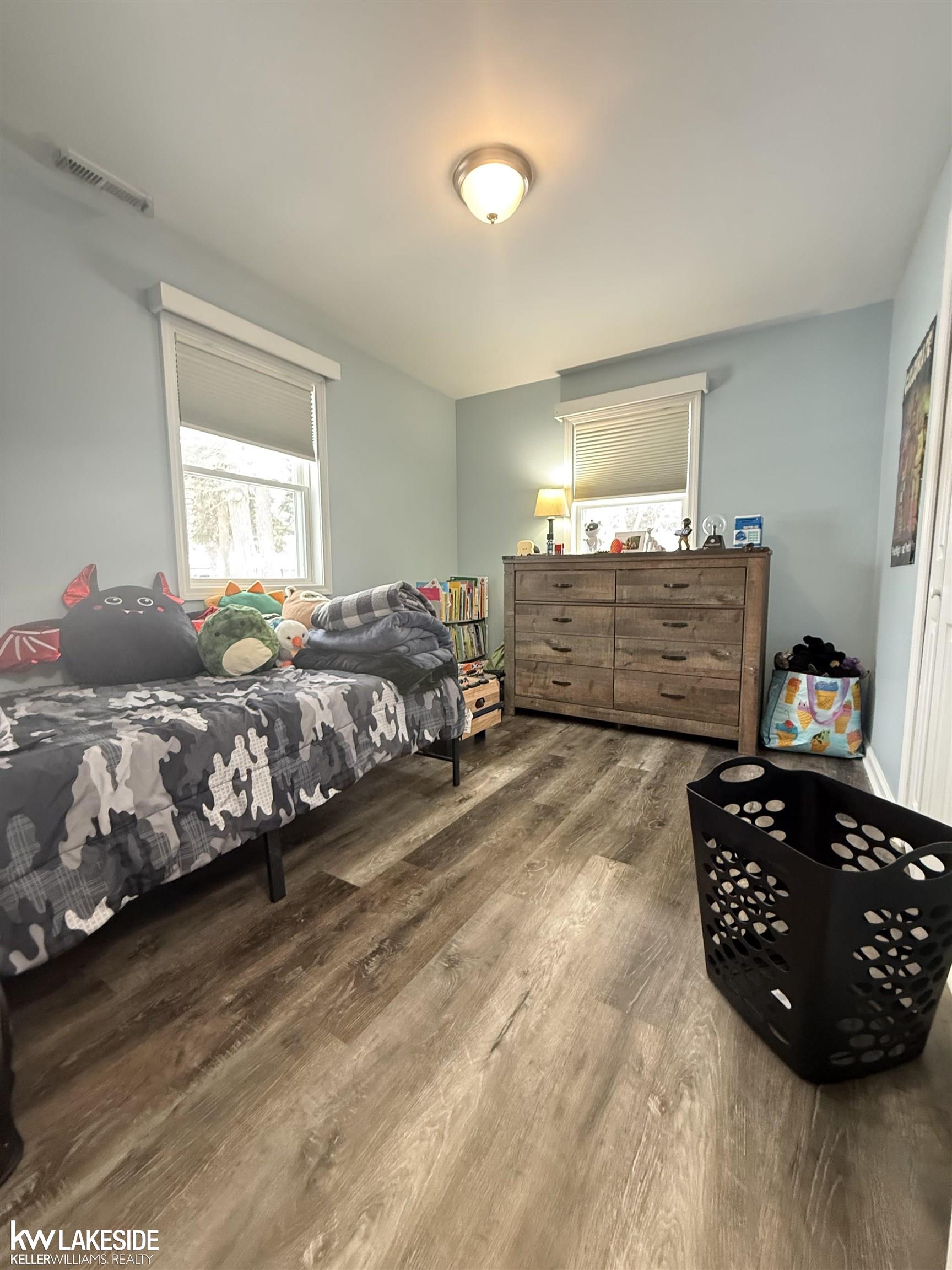 Marysville, MI, 48040