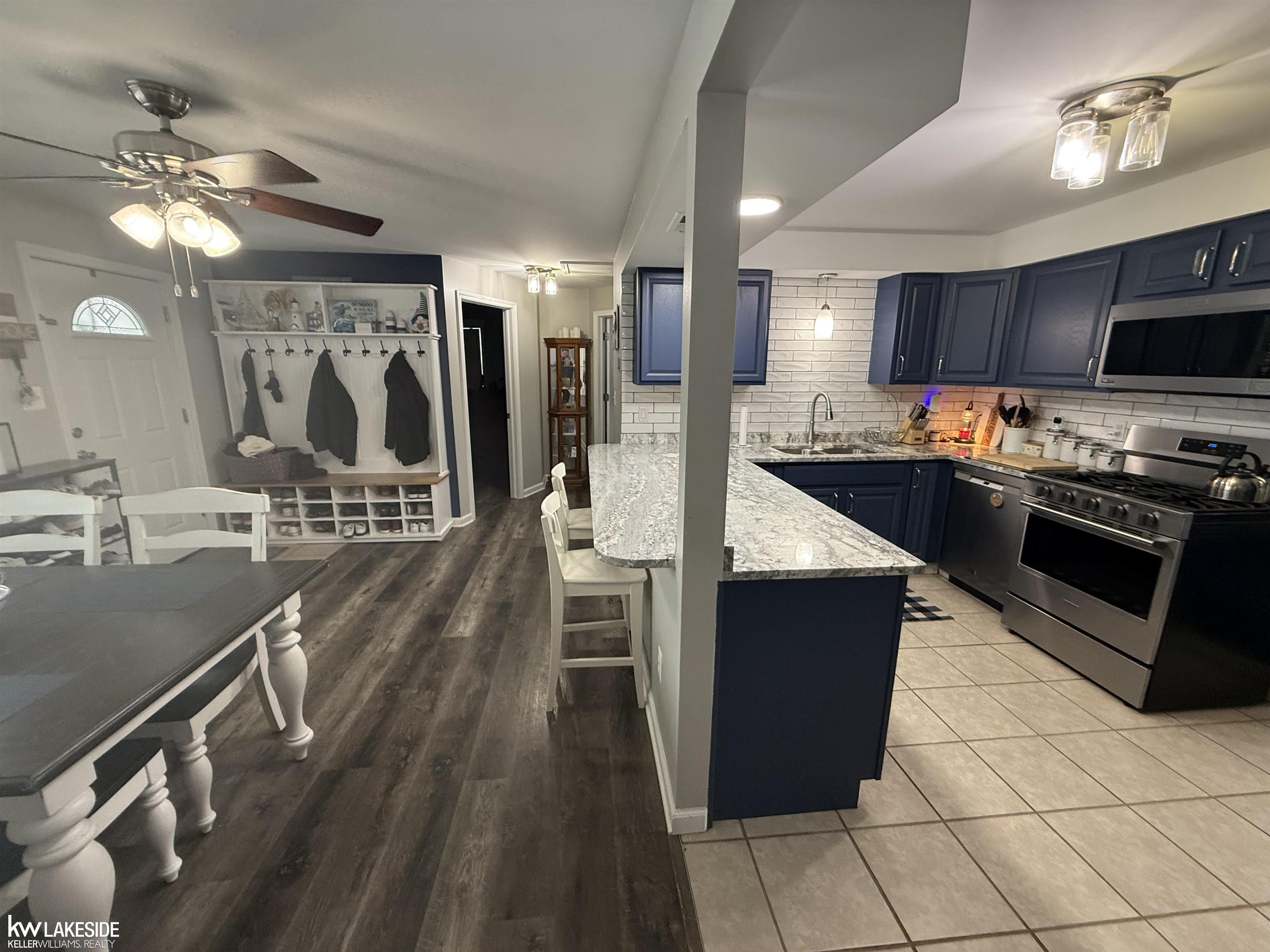 Marysville, MI, 48040