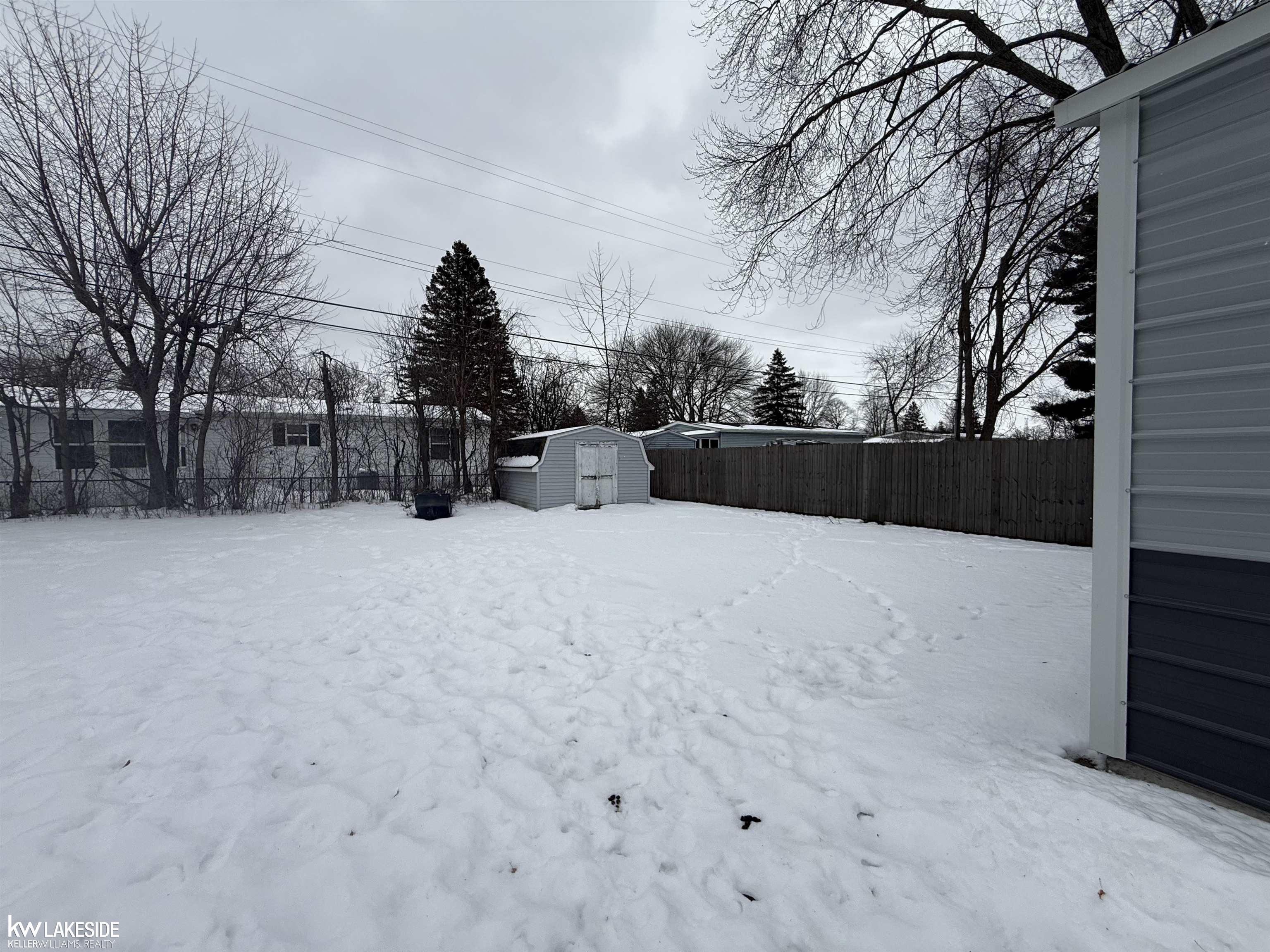 Marysville, MI, 48040