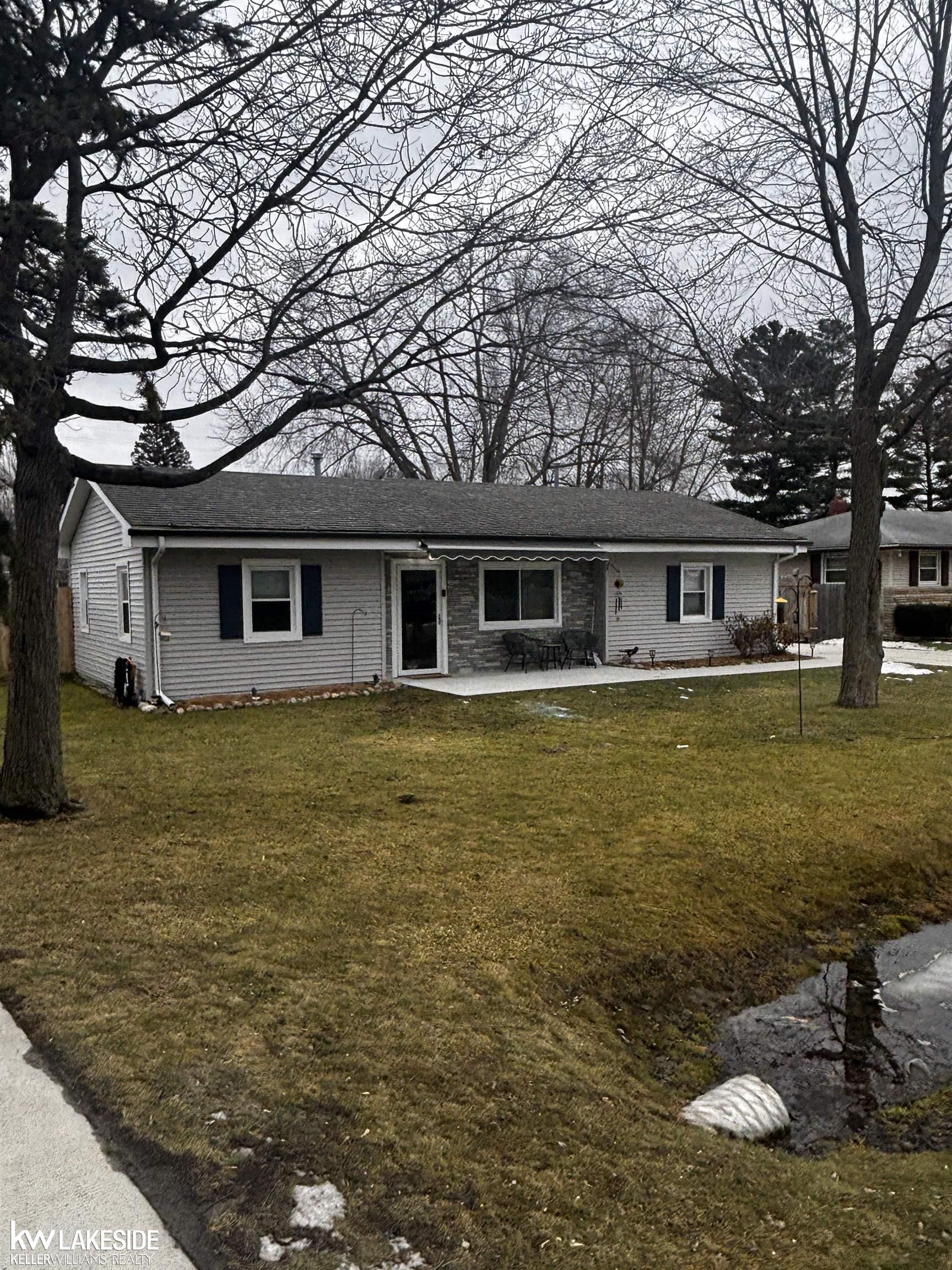 Marysville, MI, 48040