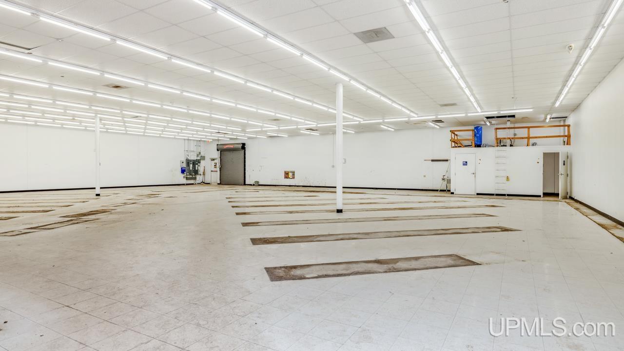W8145 Us2 Highway, Iron Mountain, MI, 49801