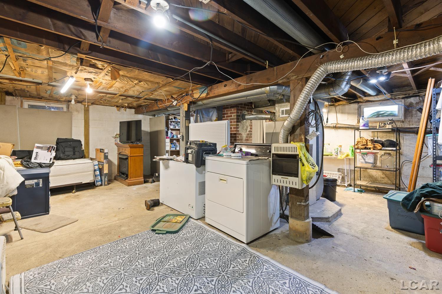 1785 N Rollin Highway, Hudson, MI, 49247