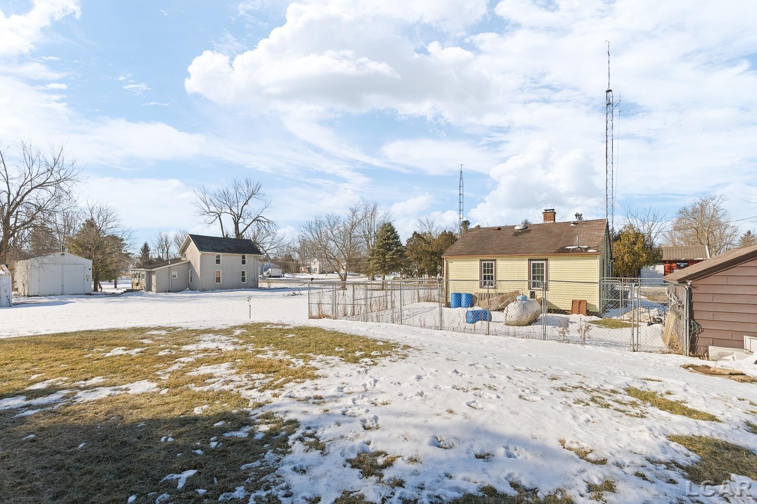 1785 N Rollin Highway, Hudson, MI, 49247