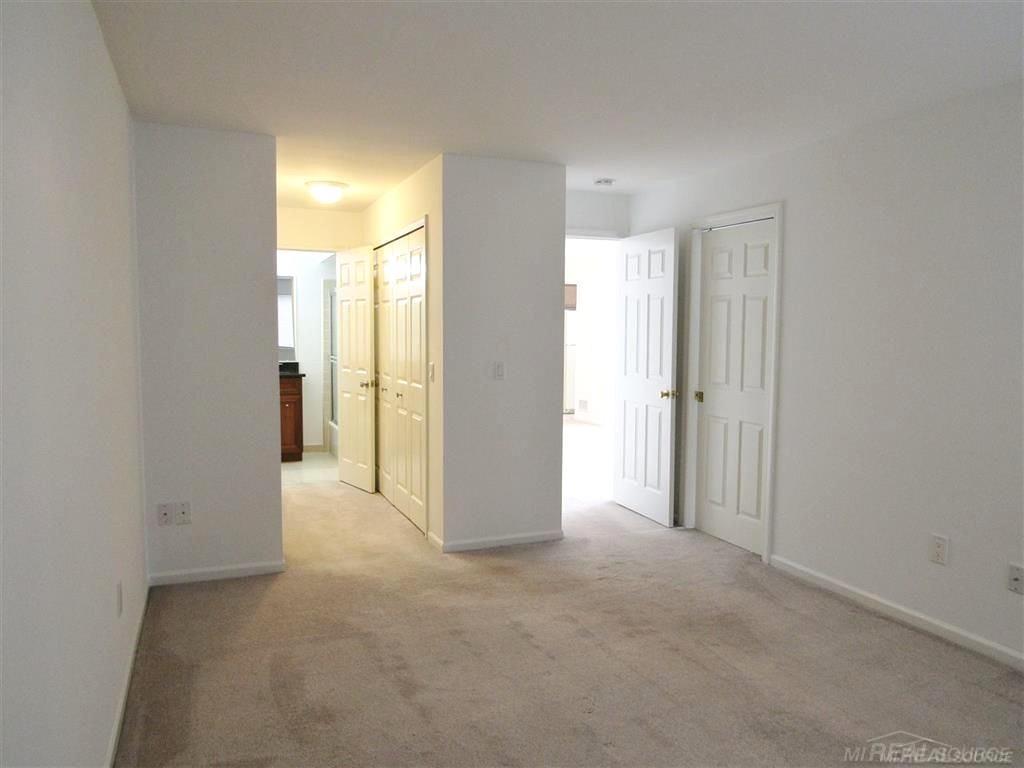 507 Country Club Drive, Saint Clair Shores, MI, 48082