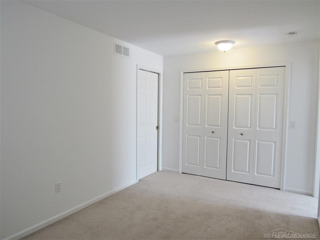 507 Country Club Drive, Saint Clair Shores, MI, 48082