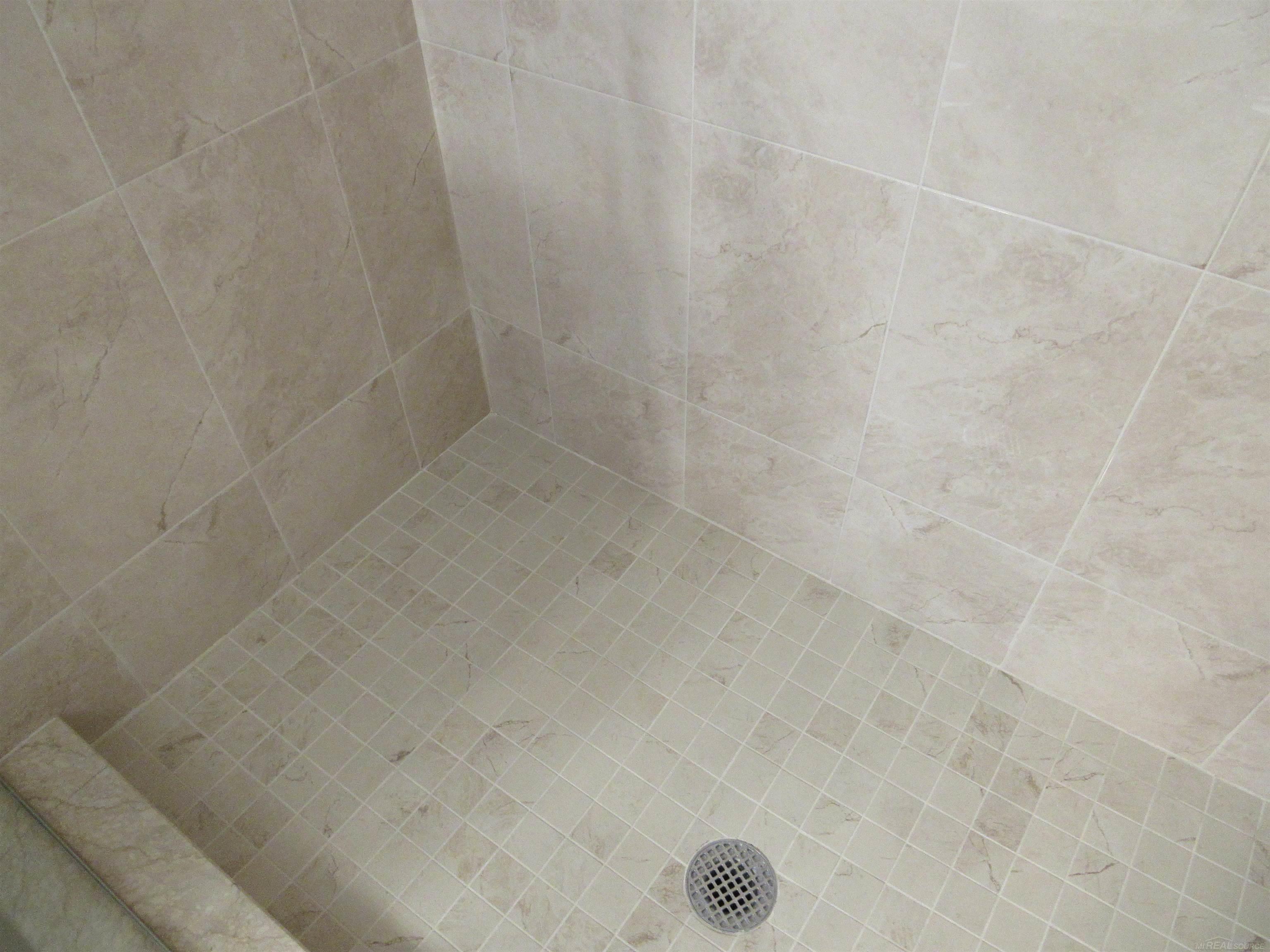 507 Country Club Drive, Saint Clair Shores, MI, 48082