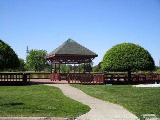 507 Country Club Drive, Saint Clair Shores, MI, 48082