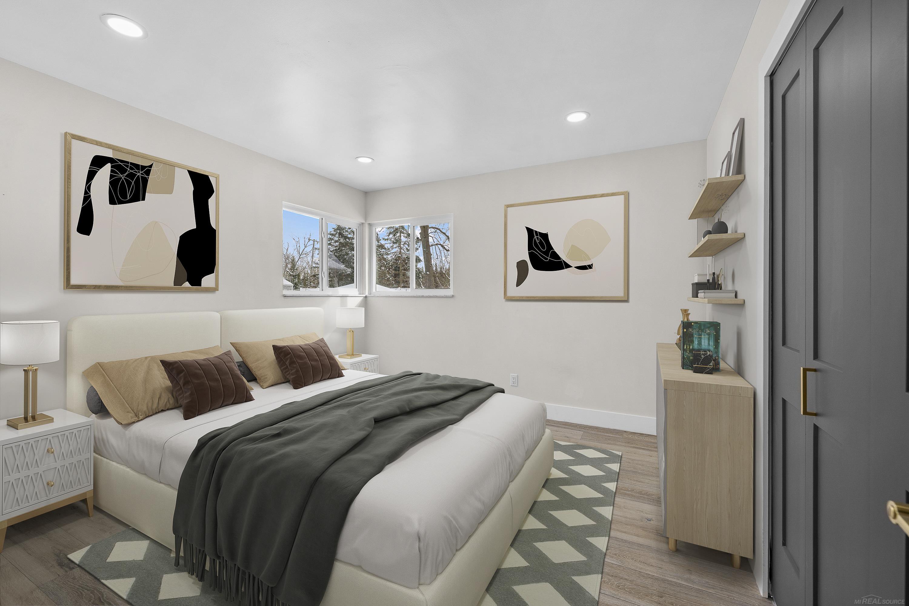 2051 Avondale Street, Sylvan Lake, MI, 48320