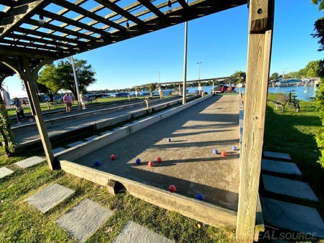 2051 Avondale Street, Sylvan Lake, MI, 48320