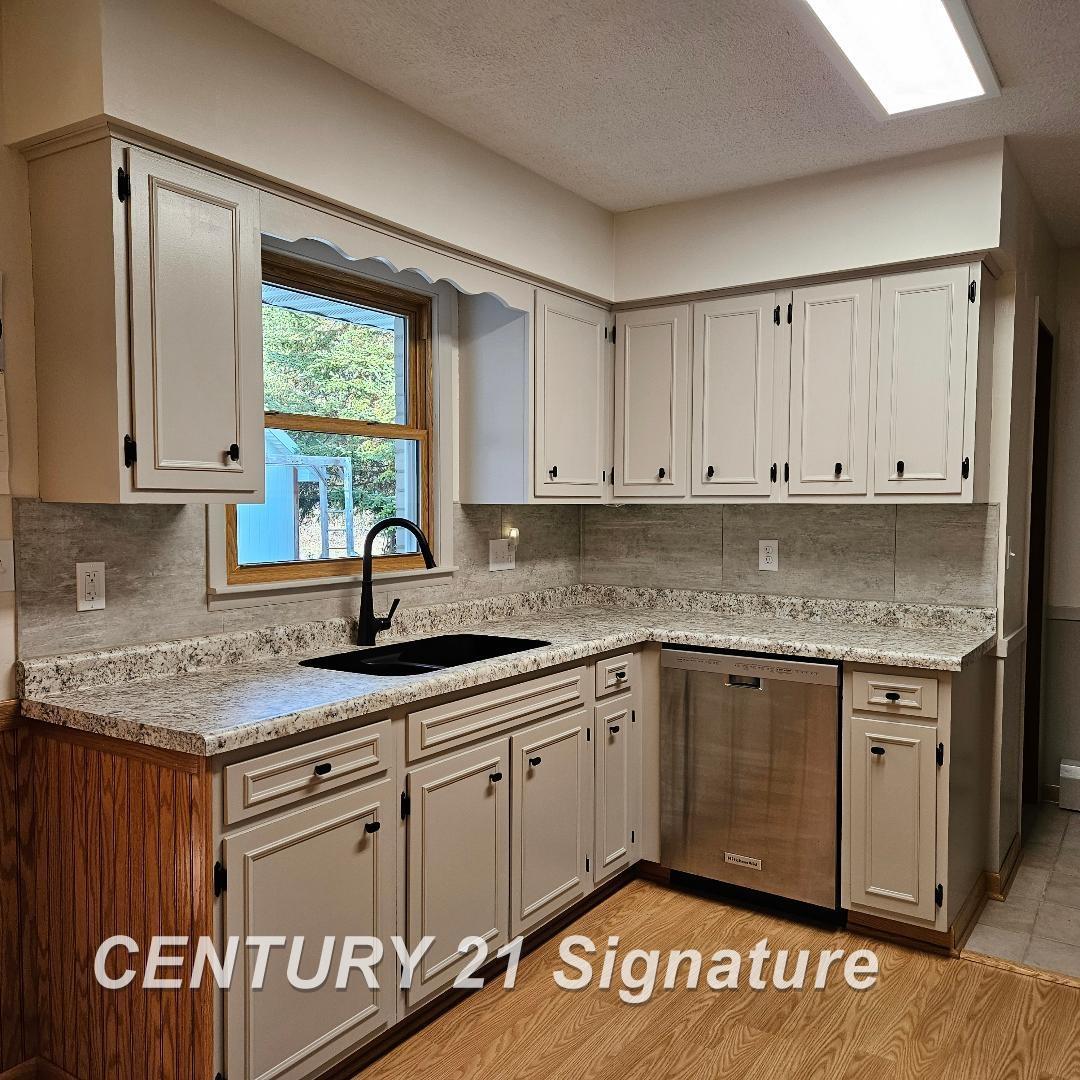 Homes for sale in Freeland, MI | 8981 Highland Dr, Freeland, MI 48623 | MLS# 50199495