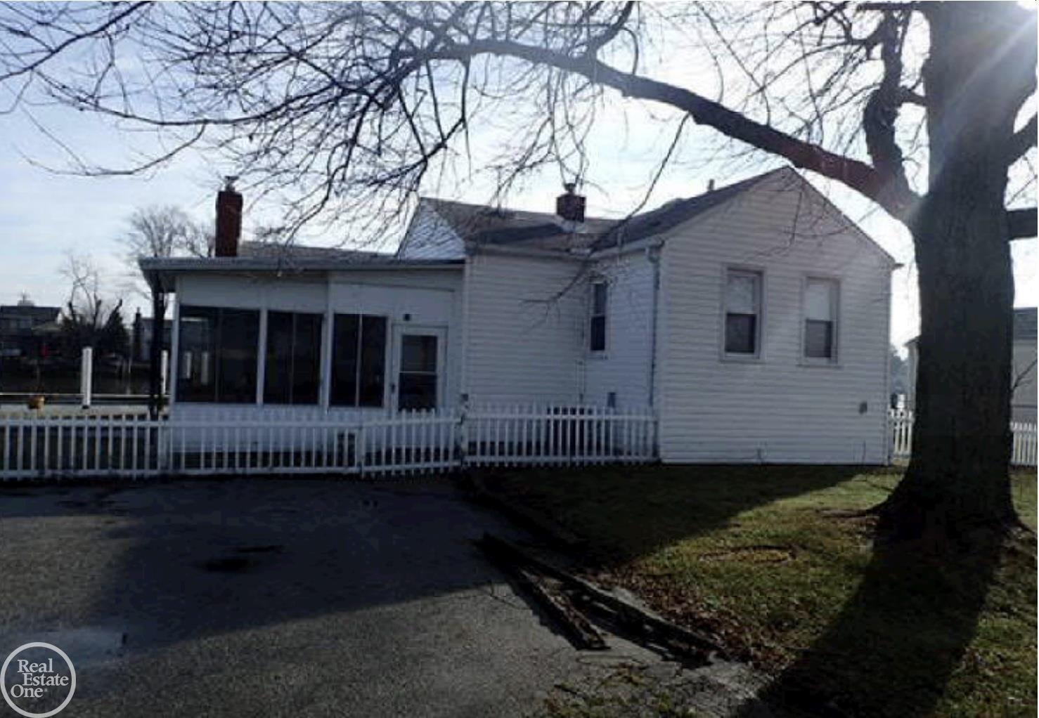 Photo of property for sale at 29756 N River Road, Harrison Twp MI 48045