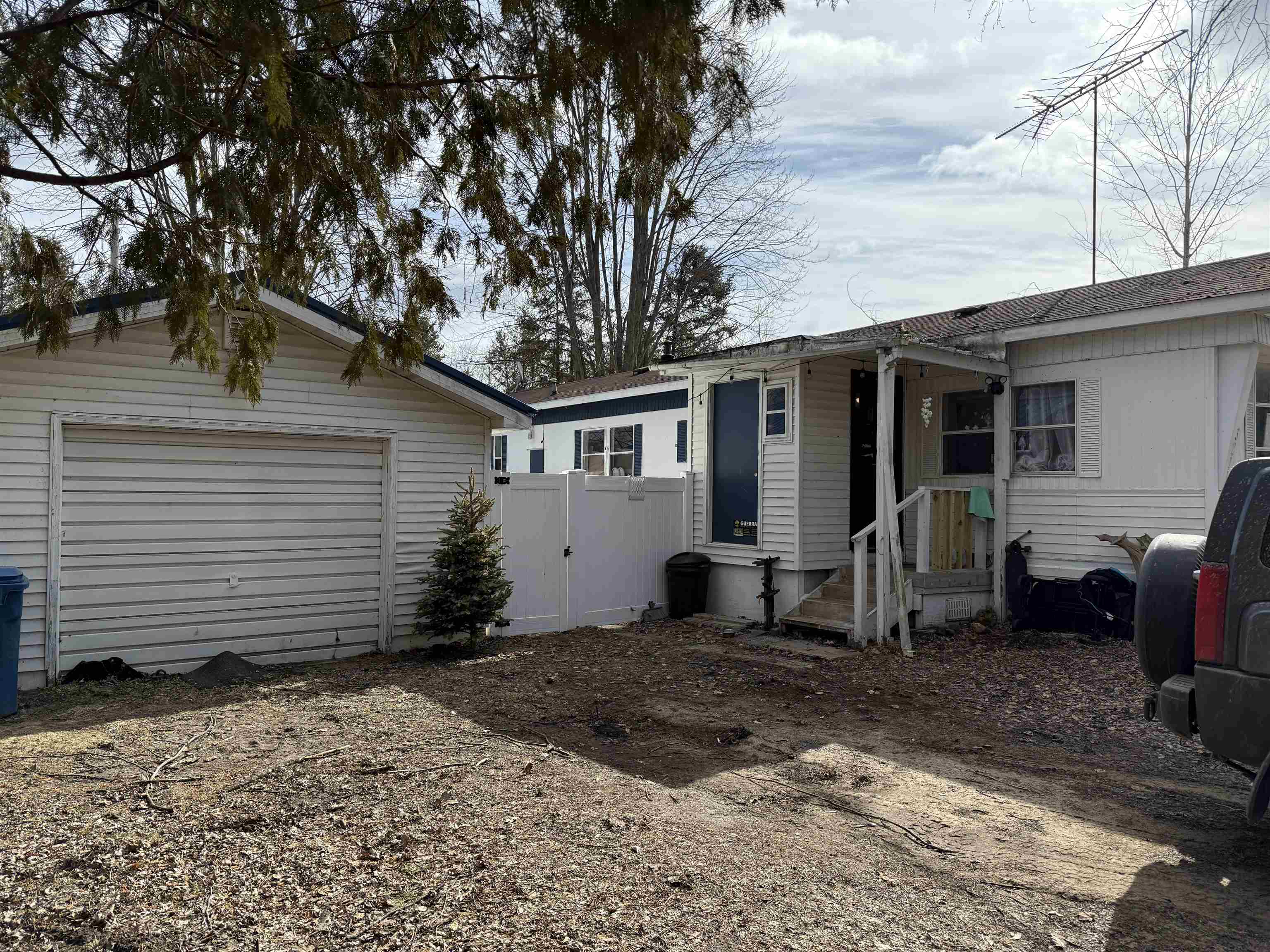 301 Hidden River Drive, Adrian, MI, 49221-3746