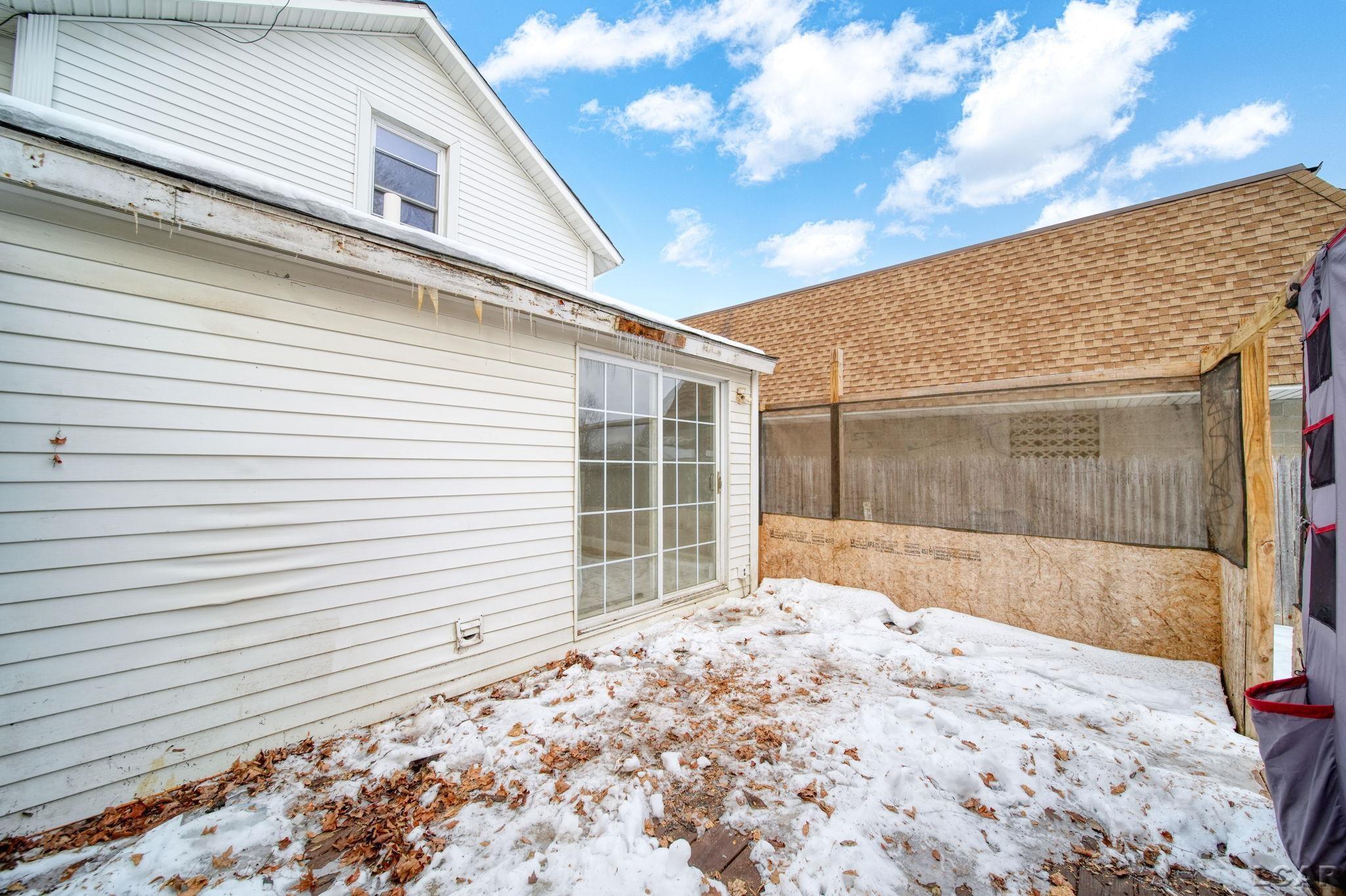 210 S Ottawa Street, Tecumseh, MI, 49286