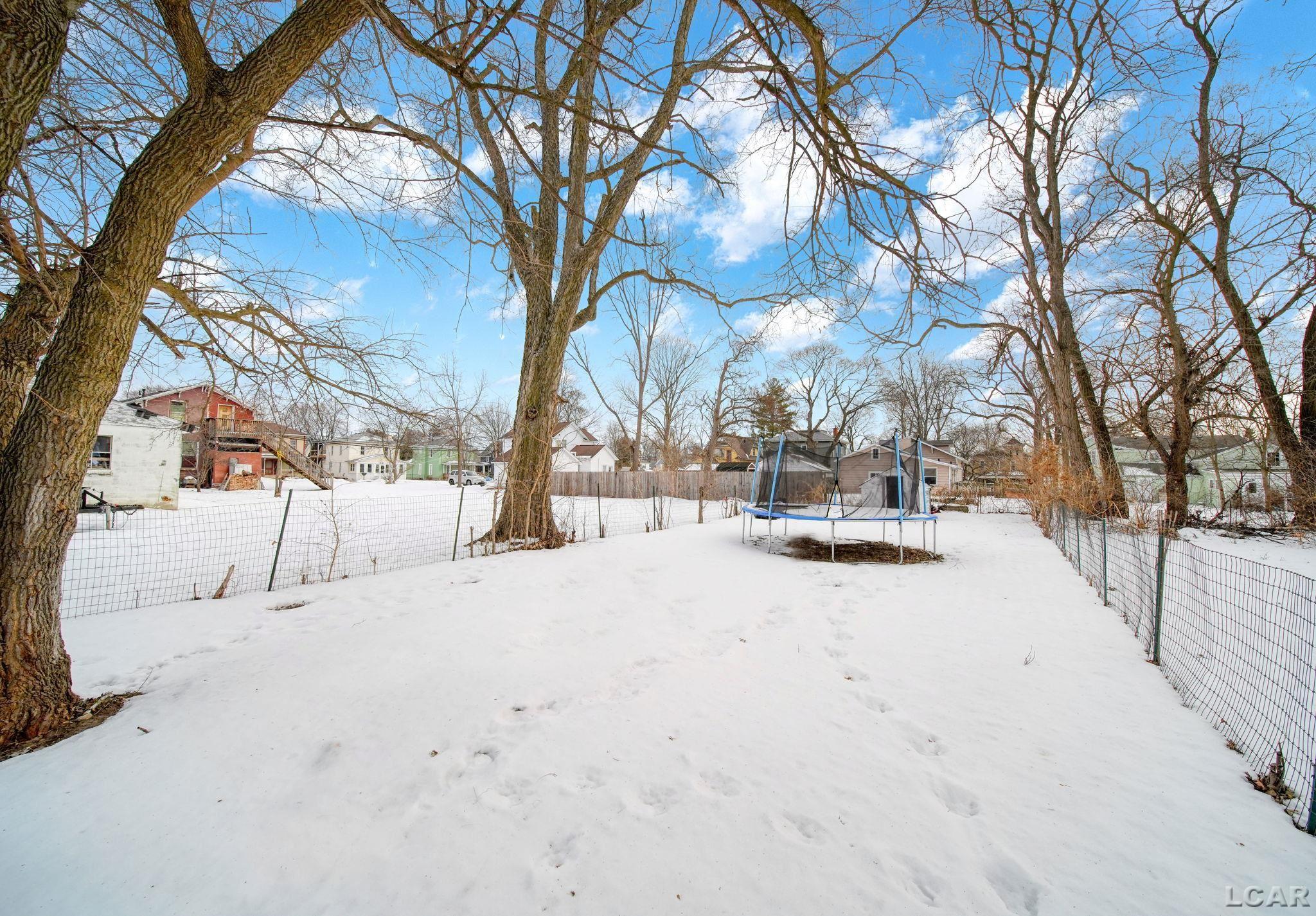 210 S Ottawa Street, Tecumseh, MI, 49286