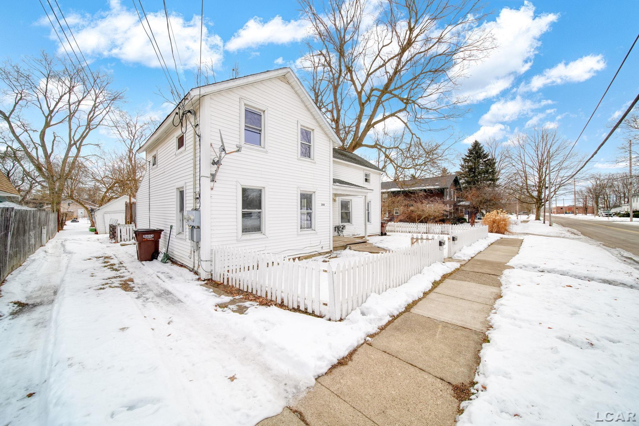 210 S Ottawa Street, Tecumseh, MI, 49286