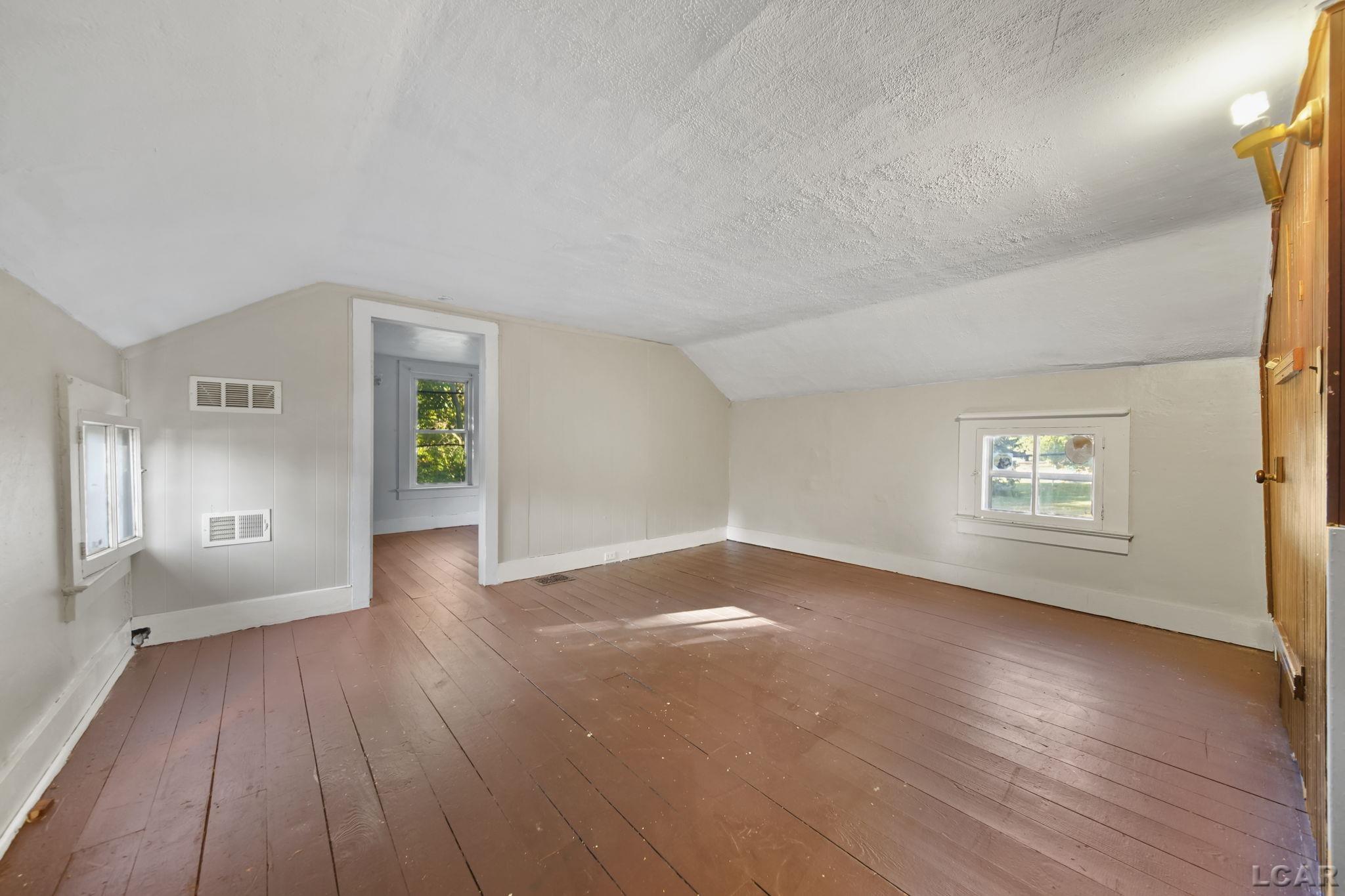 210 S Ottawa Street, Tecumseh, MI, 49286