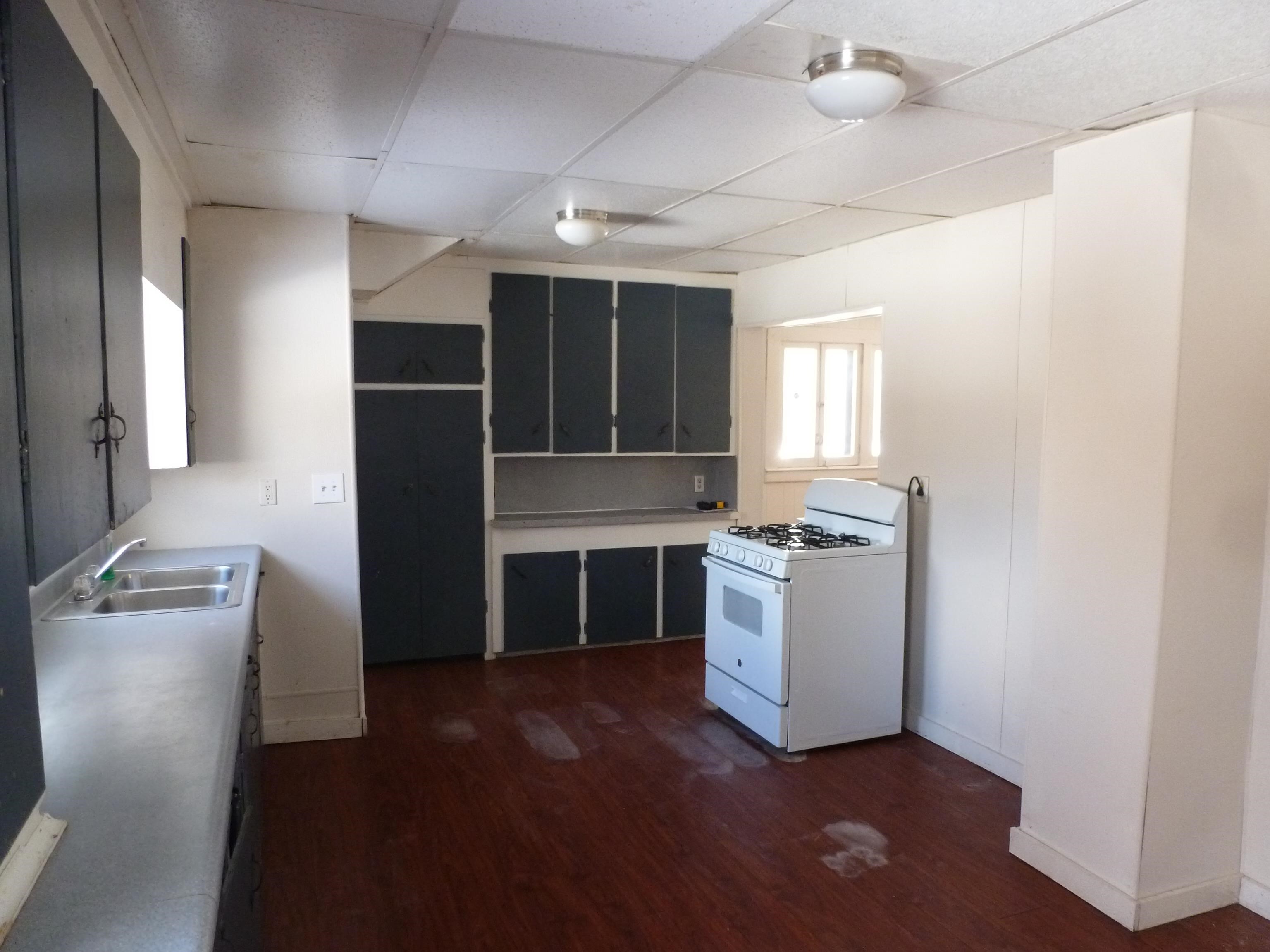129 S Oakley Street photo 6