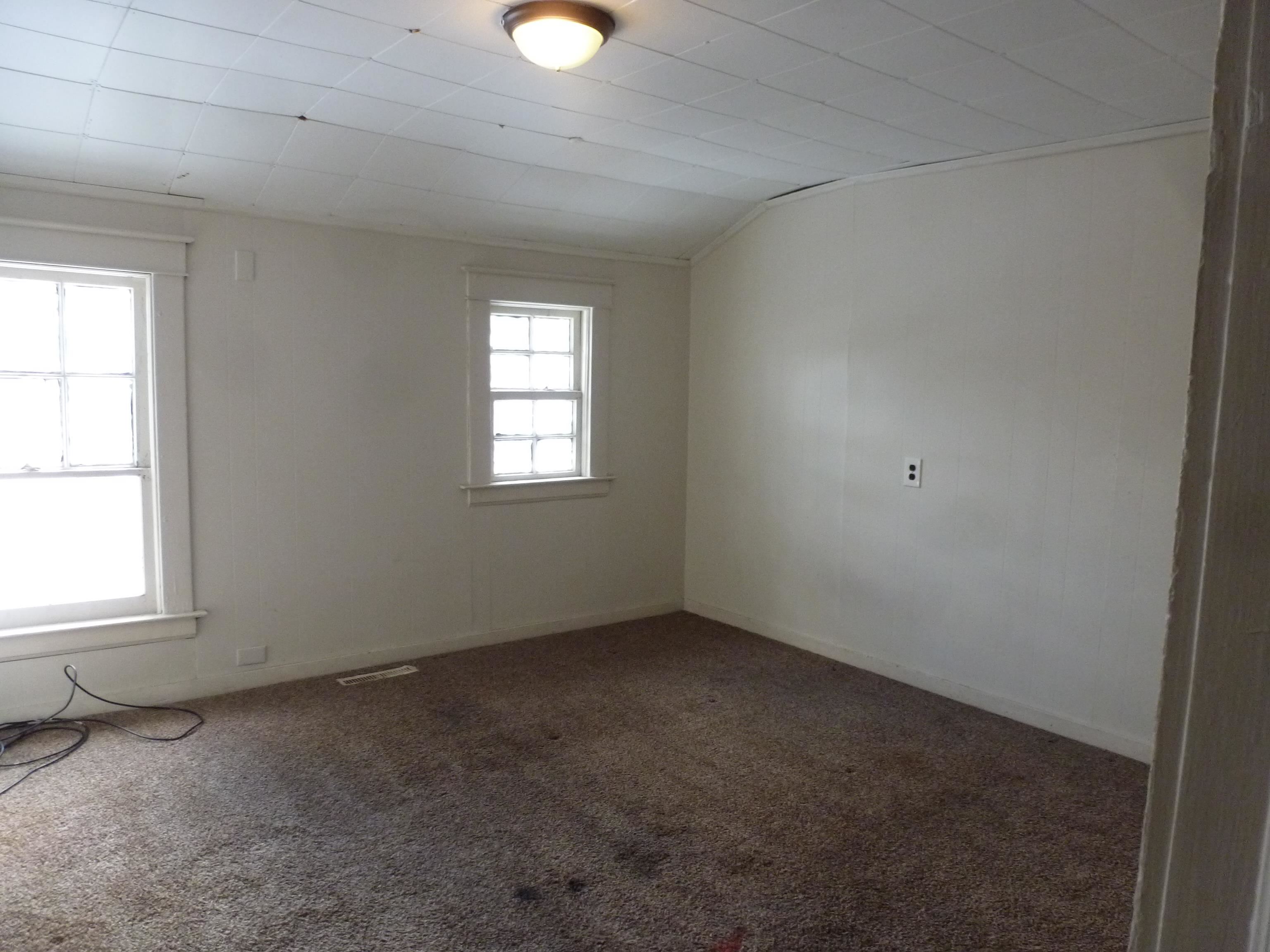 129 S Oakley Street photo 9