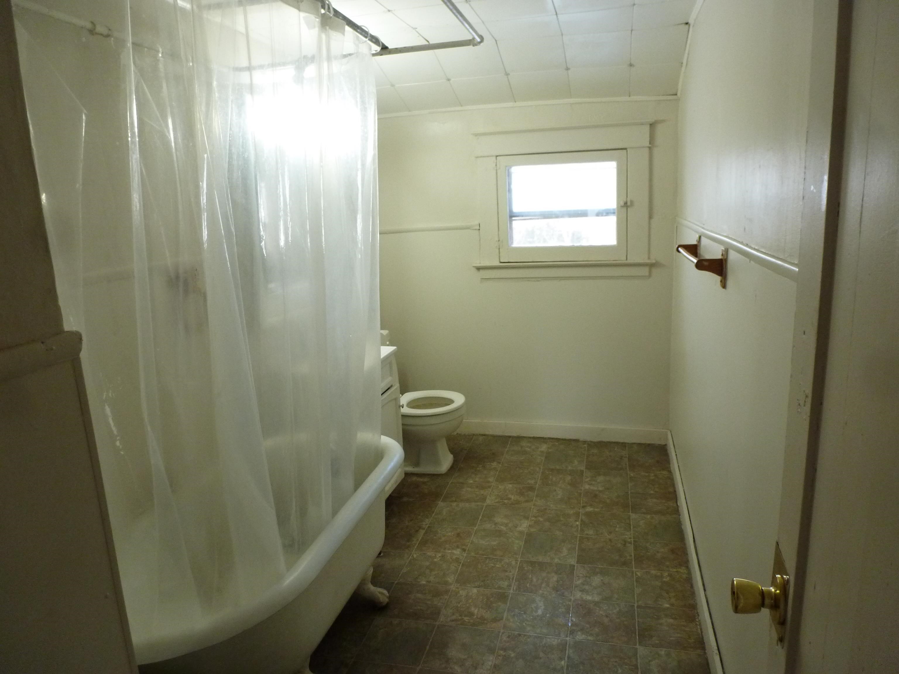 129 S Oakley Street photo 10