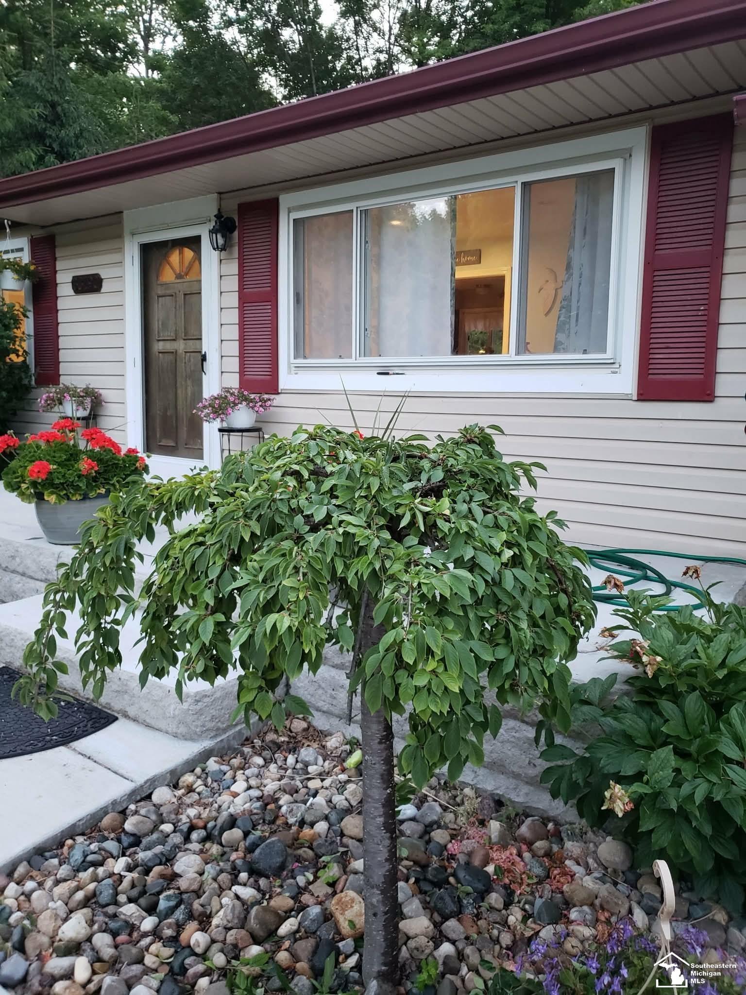 767 Navahoe Street, Detroit, MI, 48215 2940