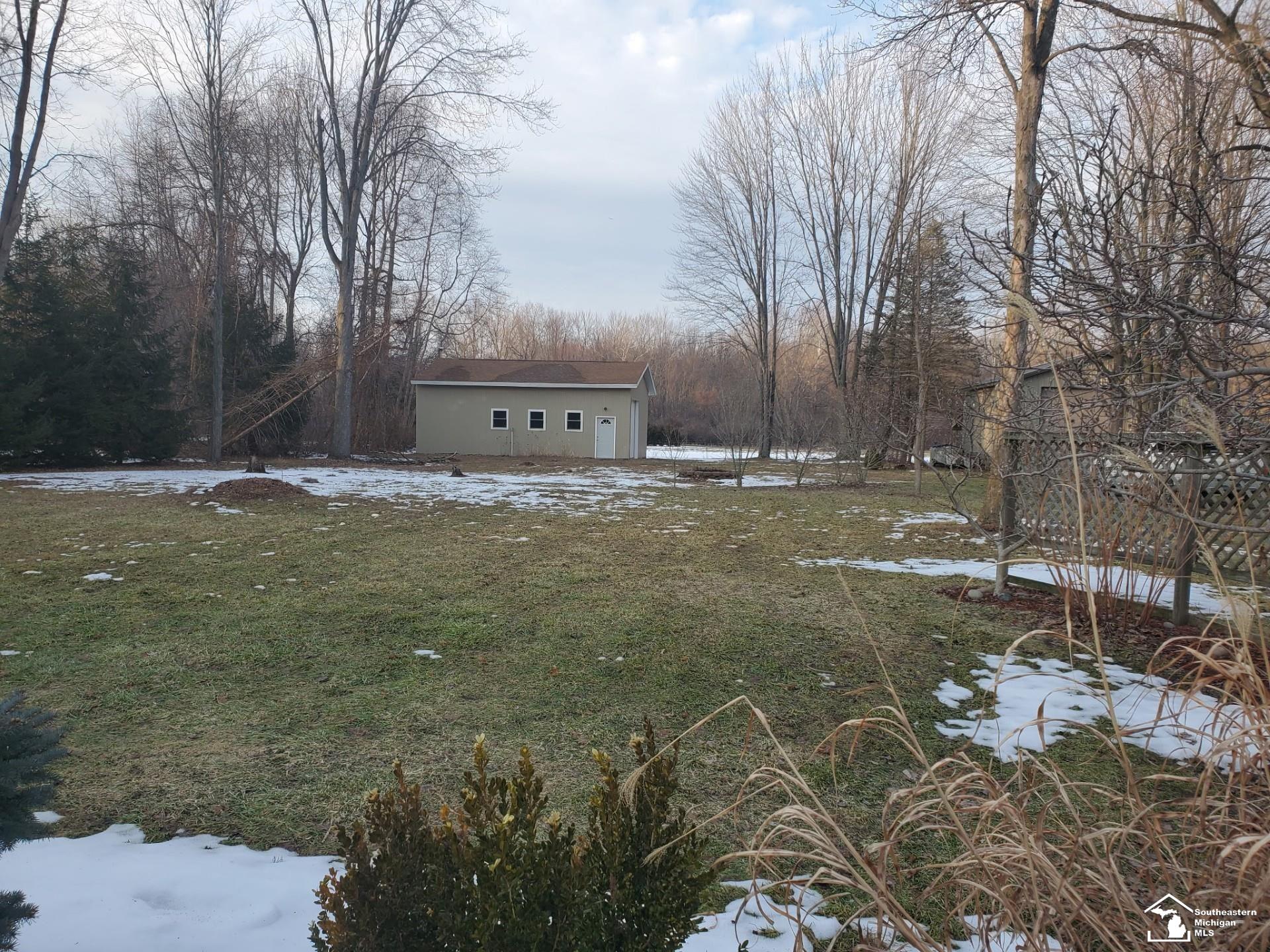 New Boston, MI, 48164