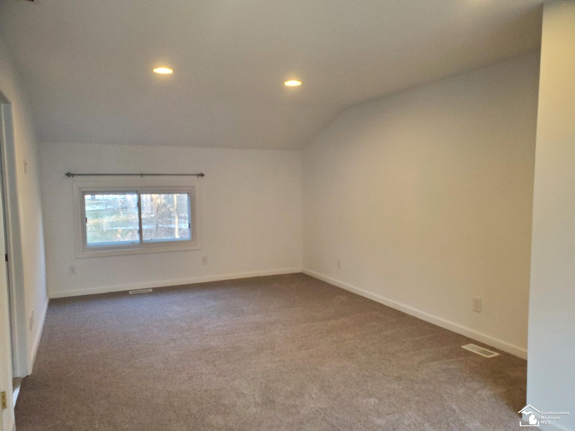 New Boston, MI, 48164