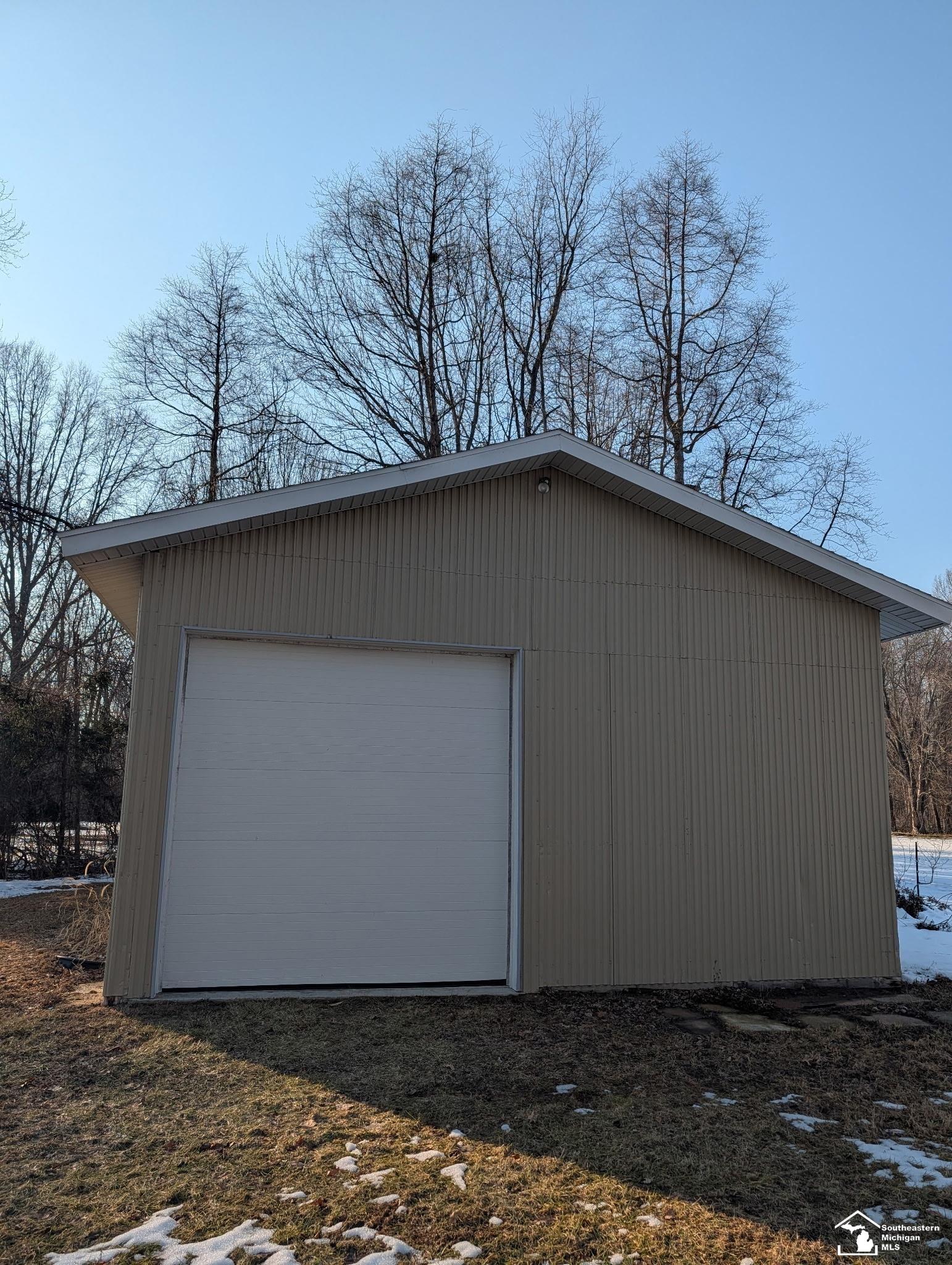 New Boston, MI, 48164