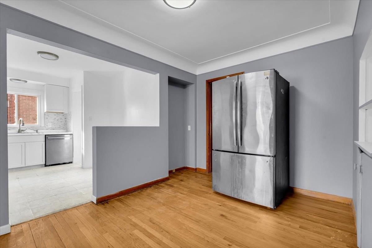 21023 Caledonia Avenue photo 7