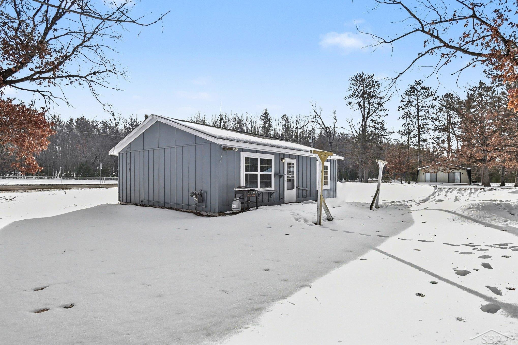 9757 N Cut Road, Roscommon, MI, 48653