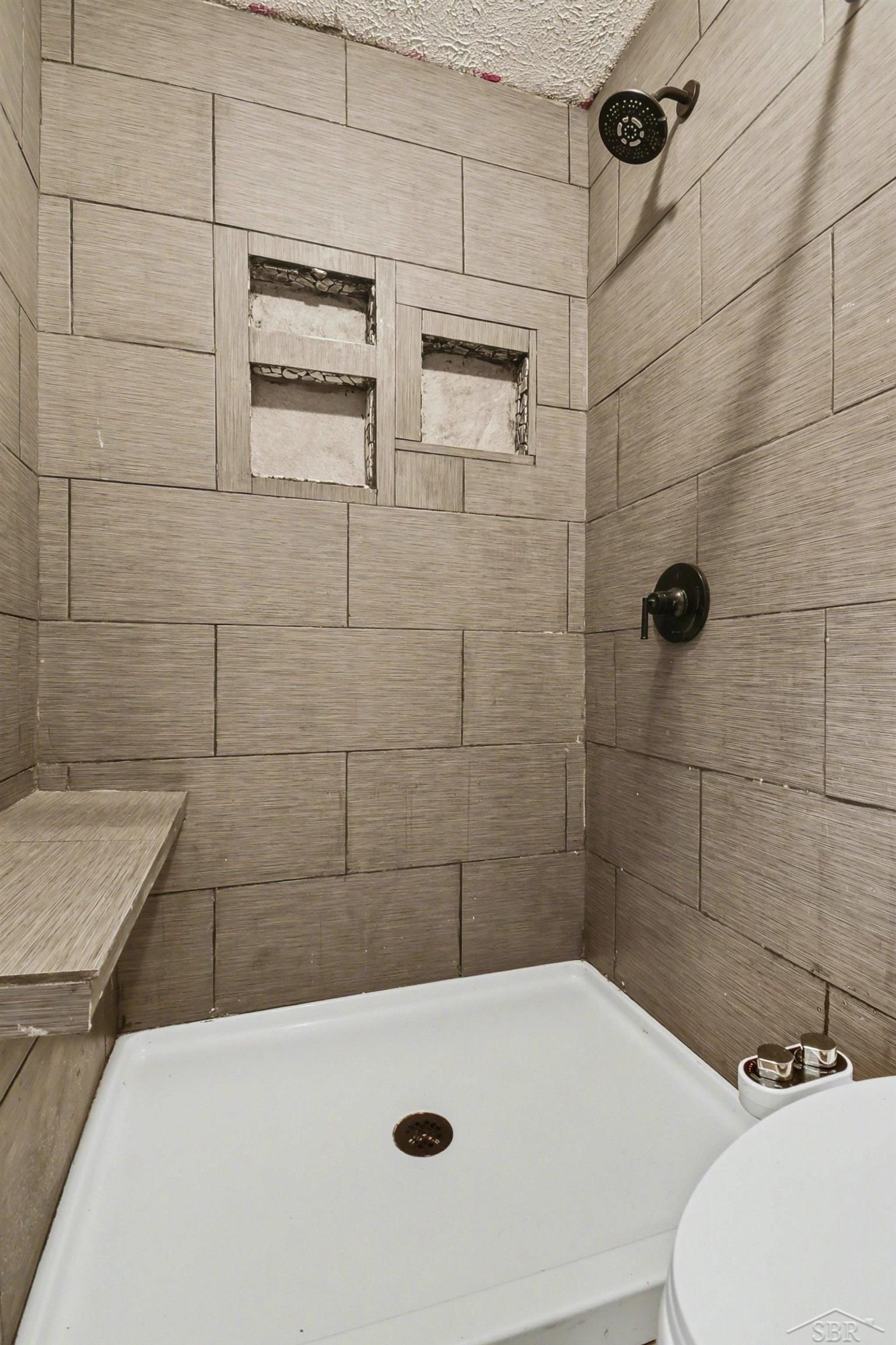 9757 N Cut Road, Roscommon, MI, 48653