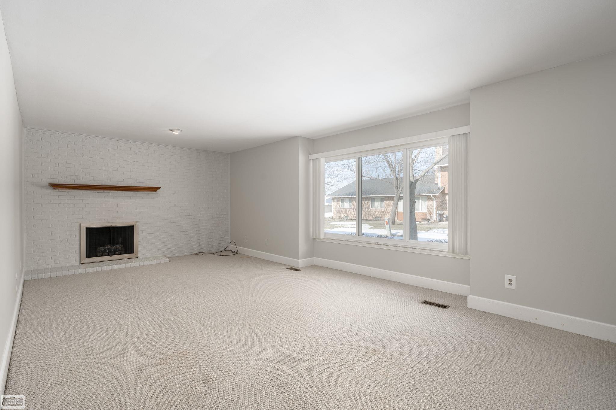 42699 Jonathan Place, Clinton Township, MI, 48038