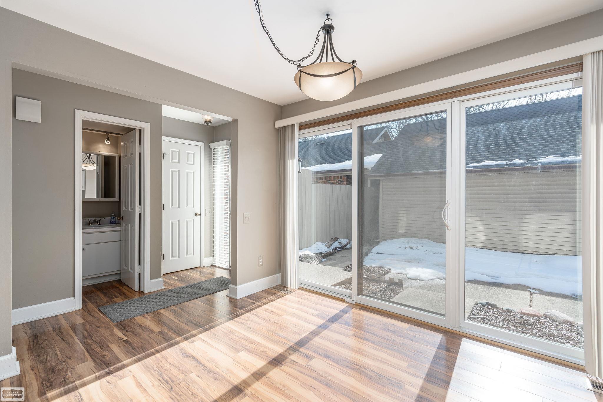 42699 Jonathan Place, Clinton Township, MI, 48038