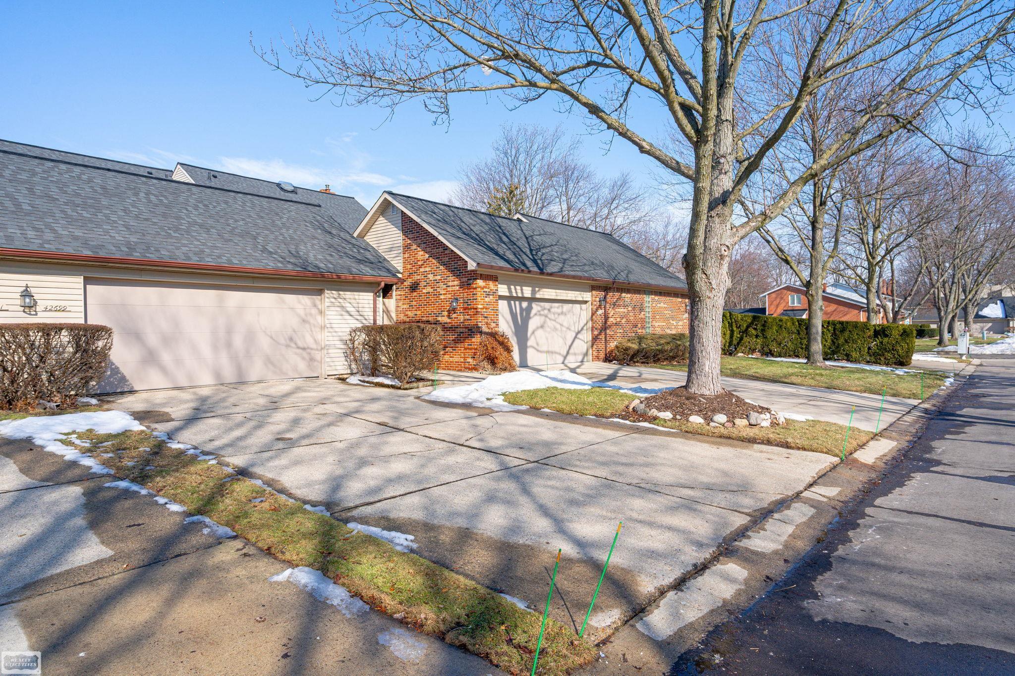 42699 Jonathan Place, Clinton Township, MI, 48038