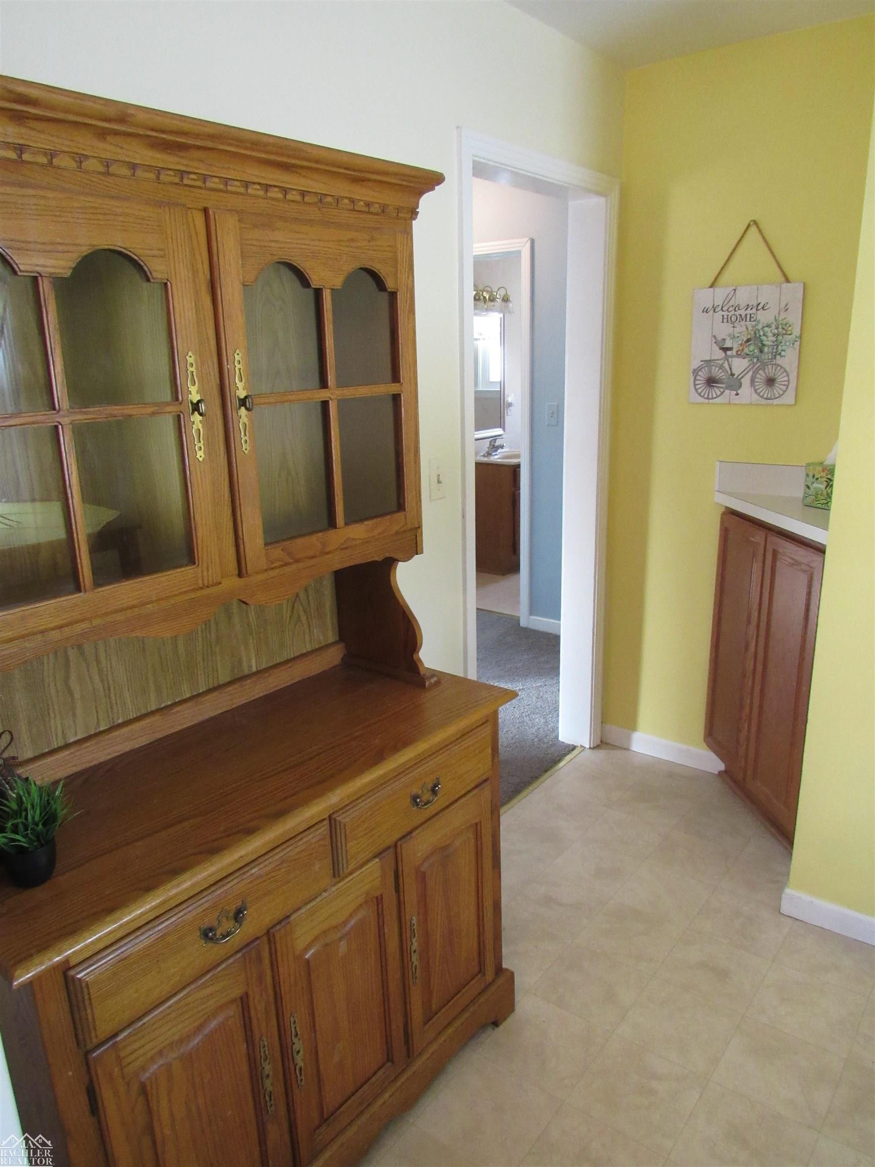 Saint Clair, MI, 48079