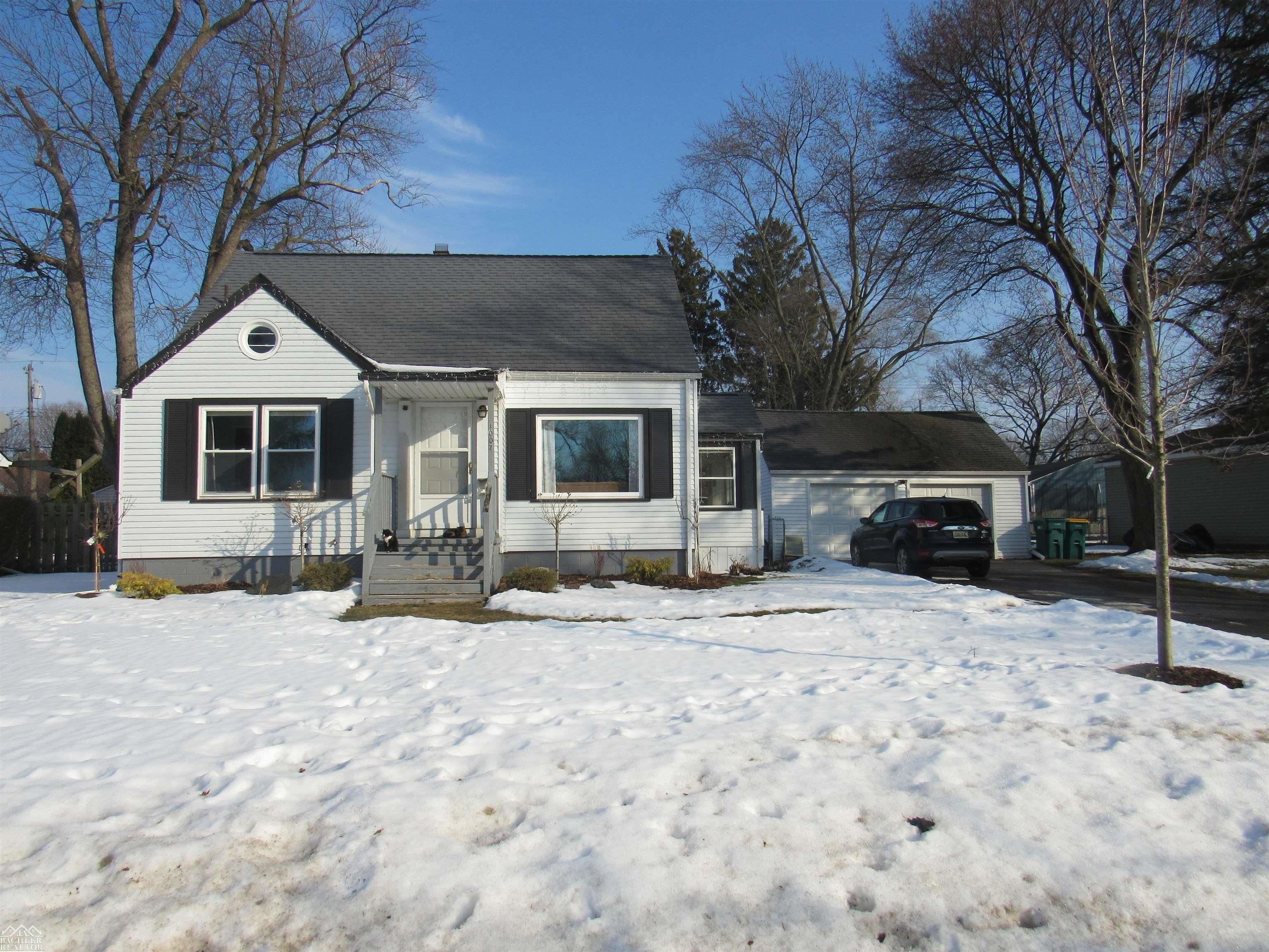 Saint Clair, MI, 48079