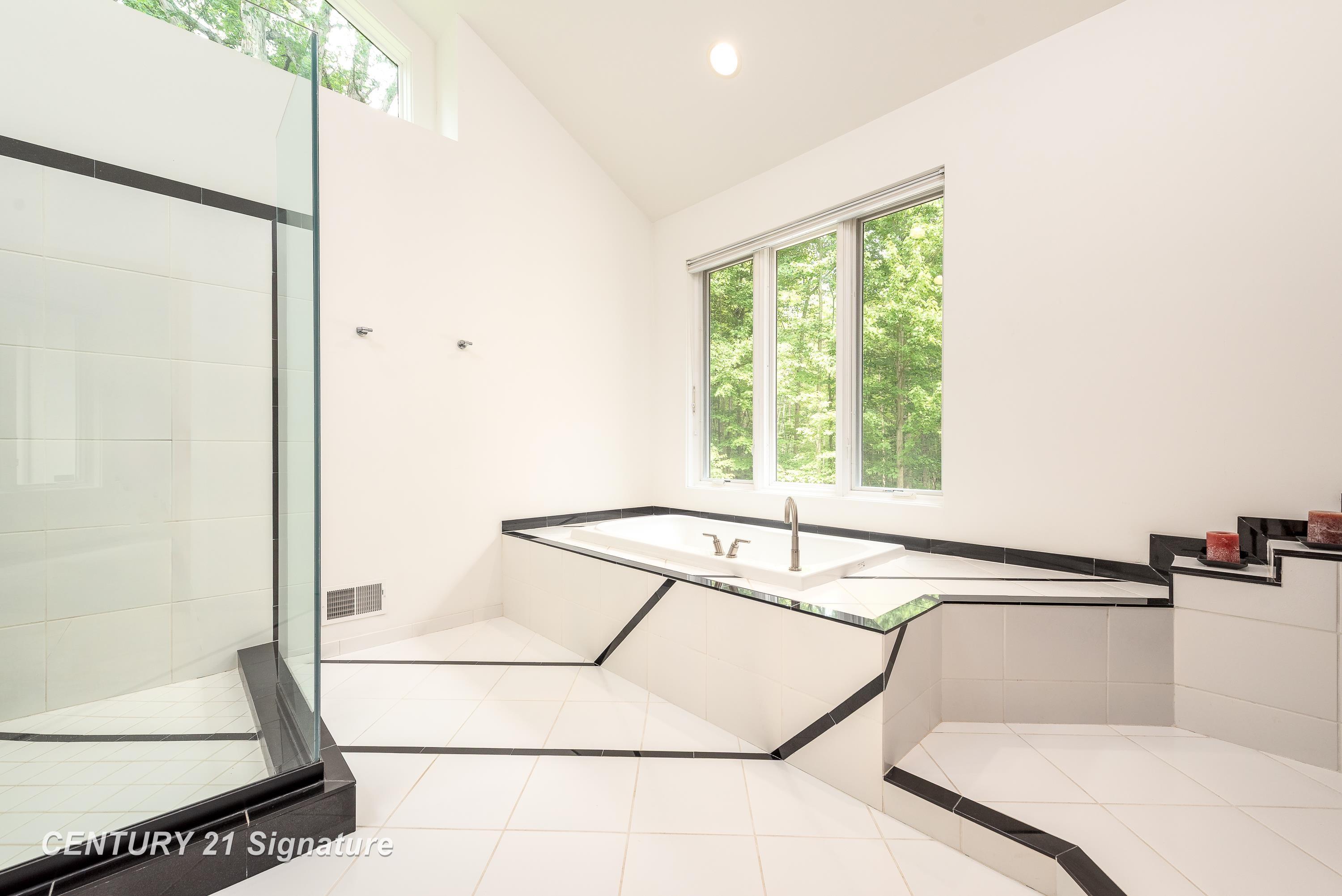 2627 N Odyssey Lane, Midland, MI, 48642