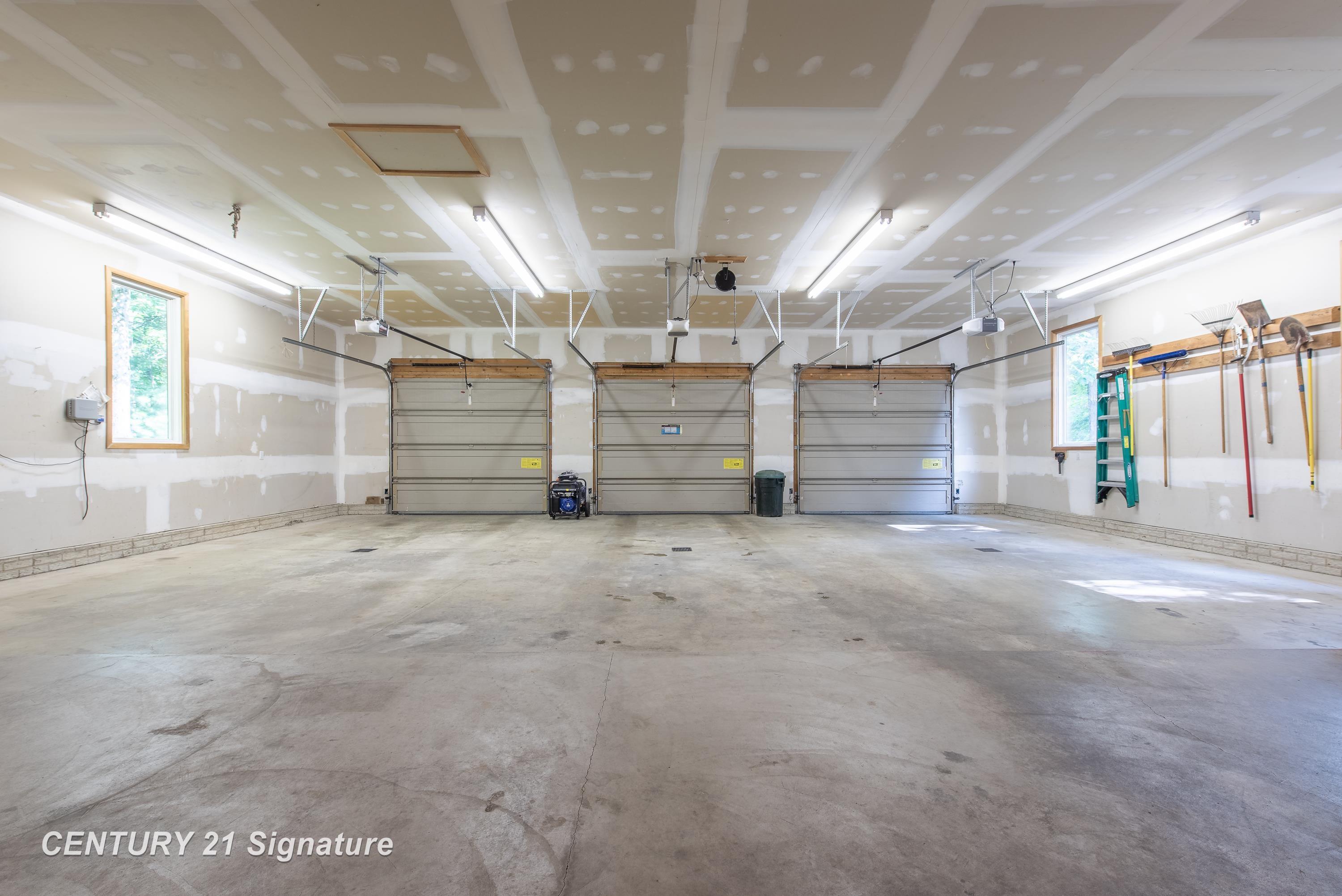 2627 N Odyssey Lane, Midland, MI, 48642