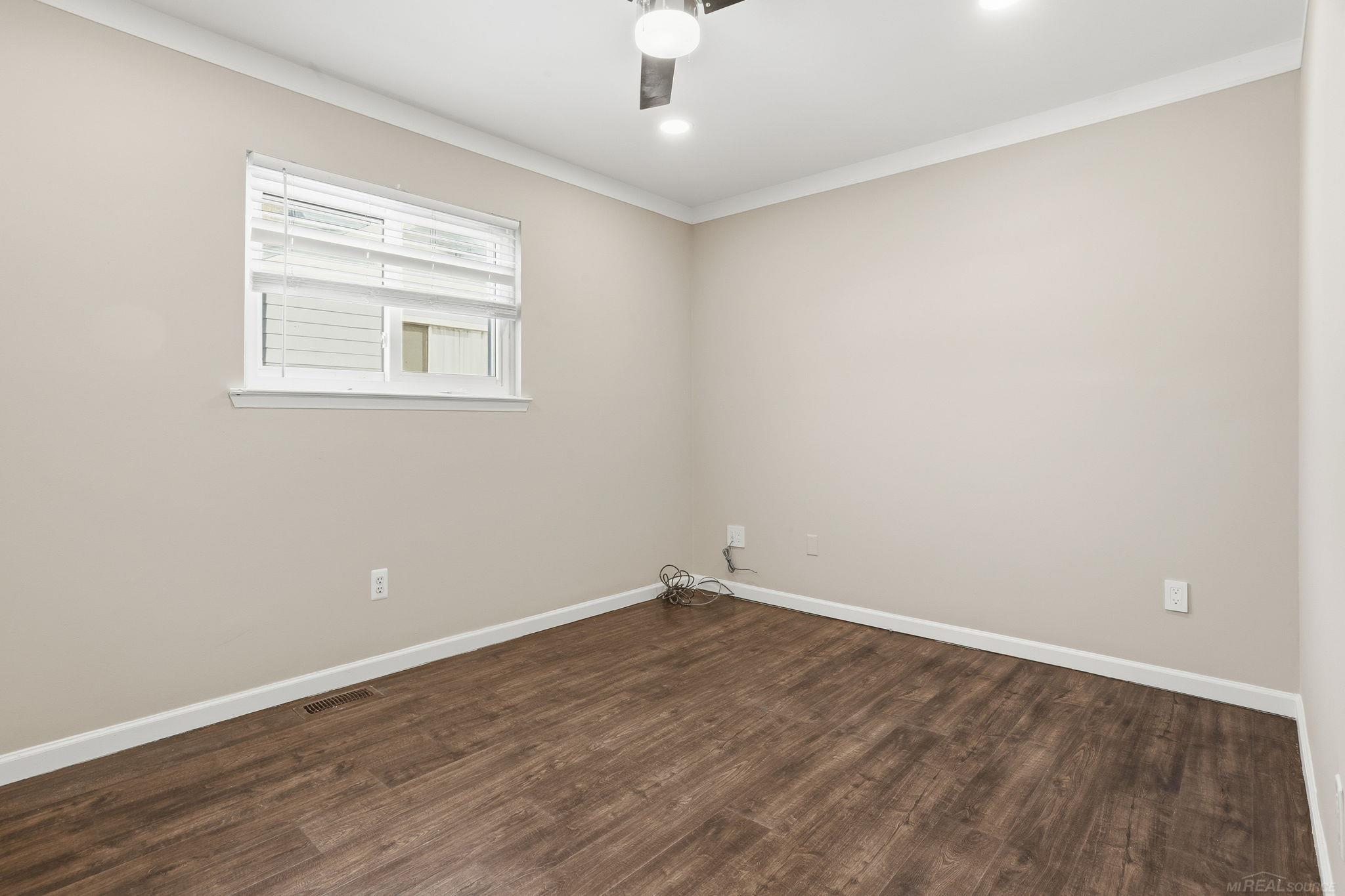 39531 Willmarth Street, Harrison Twp, MI, 48045