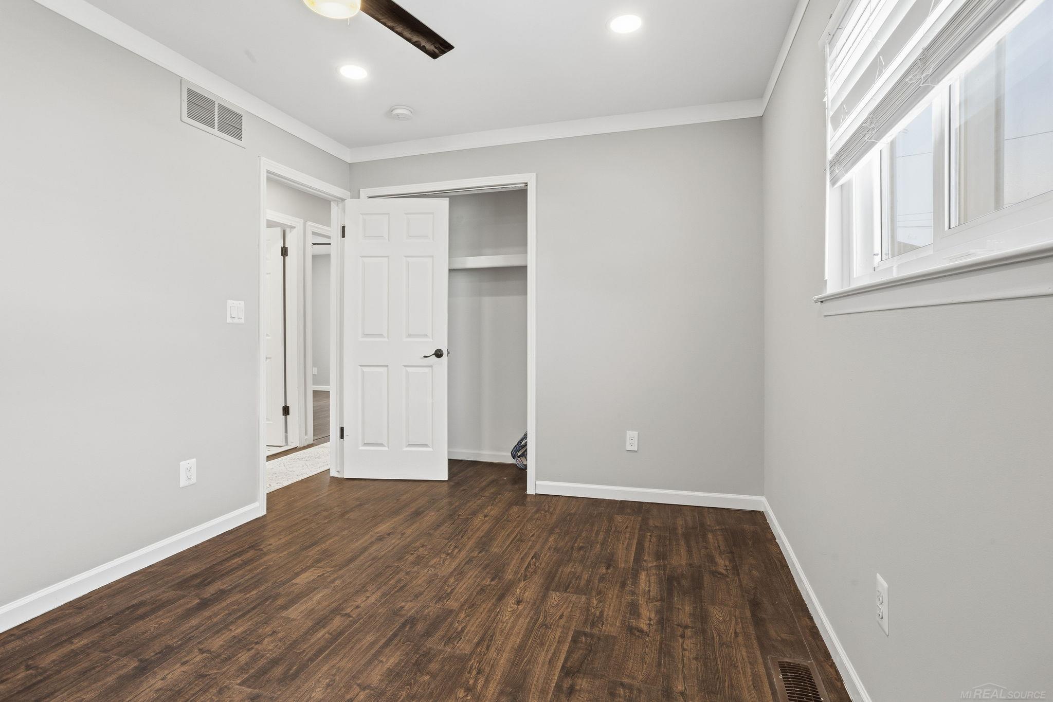 39531 Willmarth Street, Harrison Twp, MI, 48045