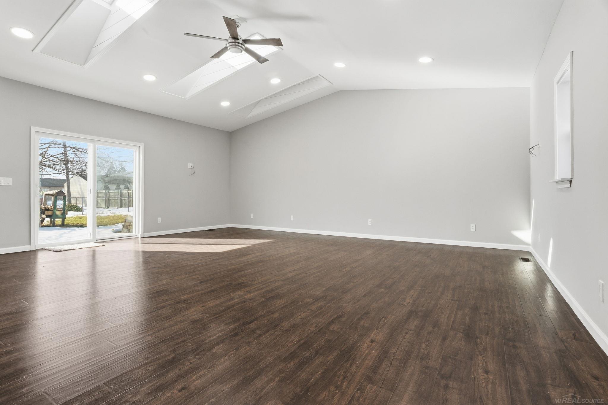 39531 Willmarth Street, Harrison Twp, MI, 48045