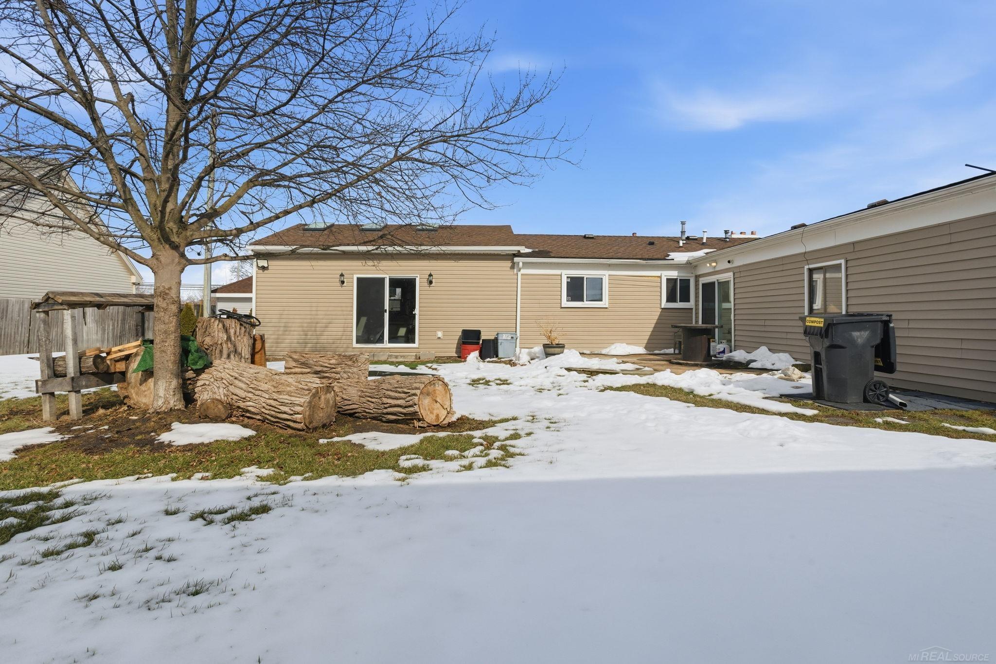 39531 Willmarth Street, Harrison Twp, MI, 48045