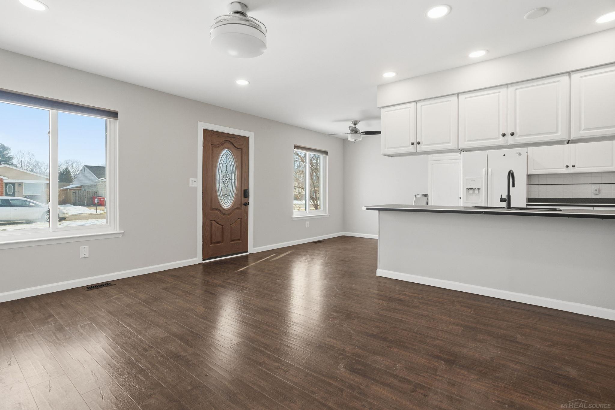 39531 Willmarth Street, Harrison Twp, MI, 48045