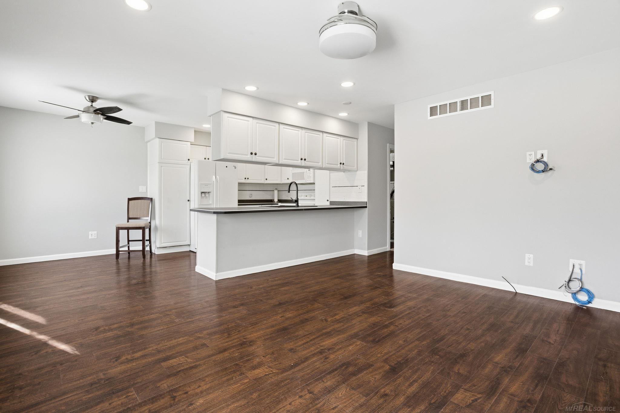 39531 Willmarth Street, Harrison Twp, MI, 48045