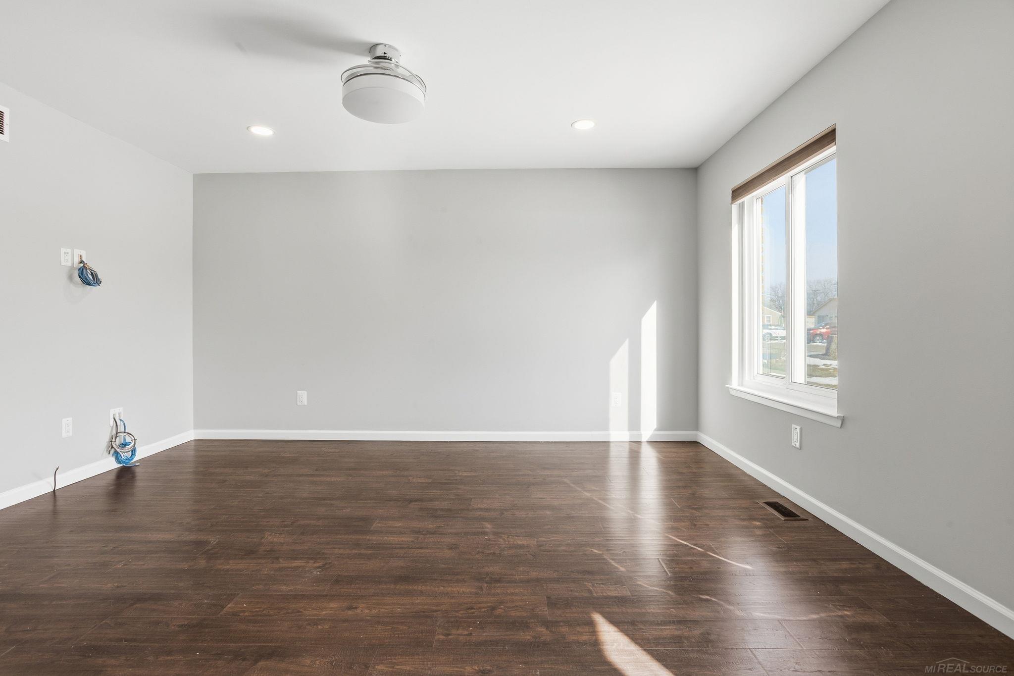 39531 Willmarth Street, Harrison Twp, MI, 48045