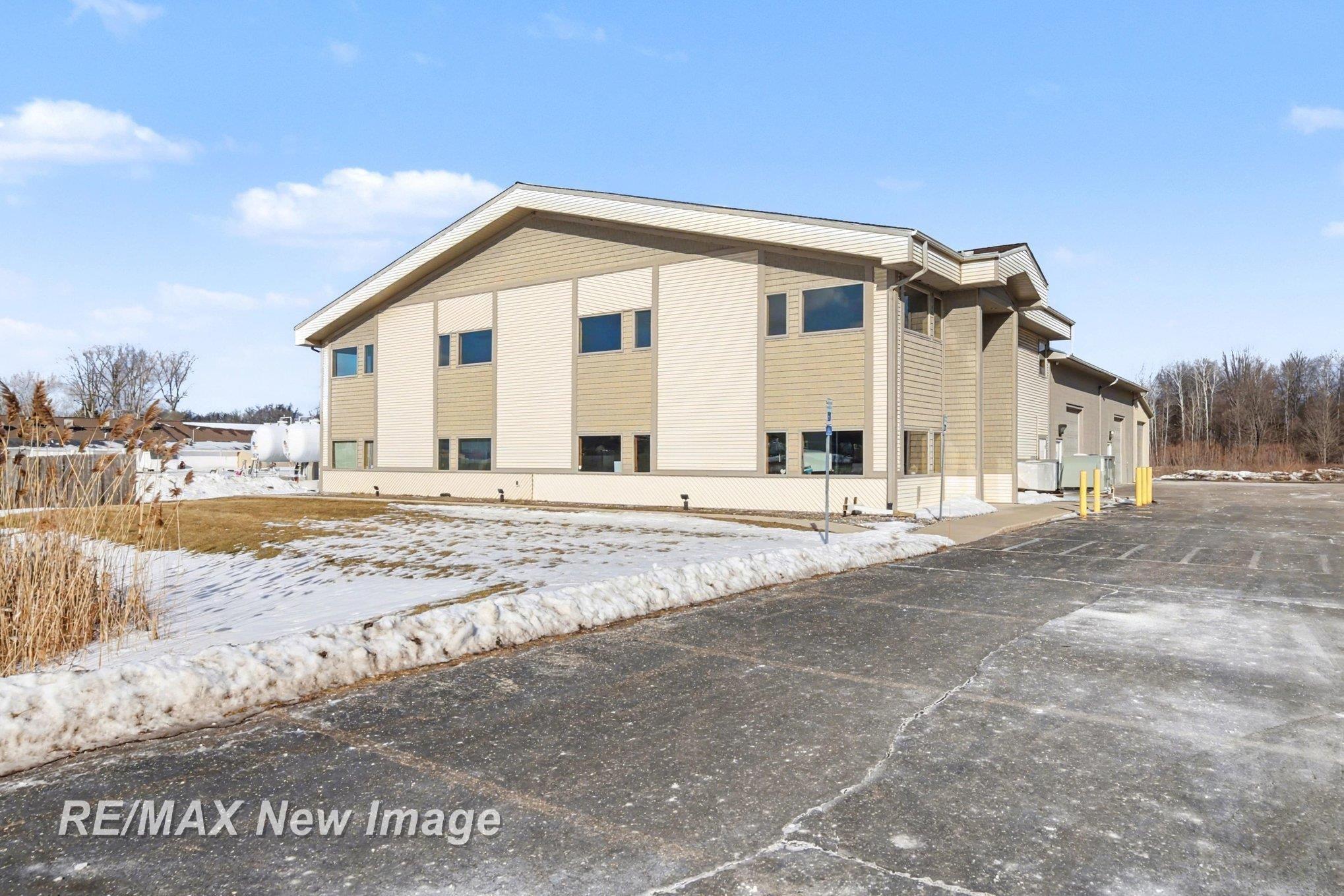 49 E Isabella Road, Midland, MI, 48640