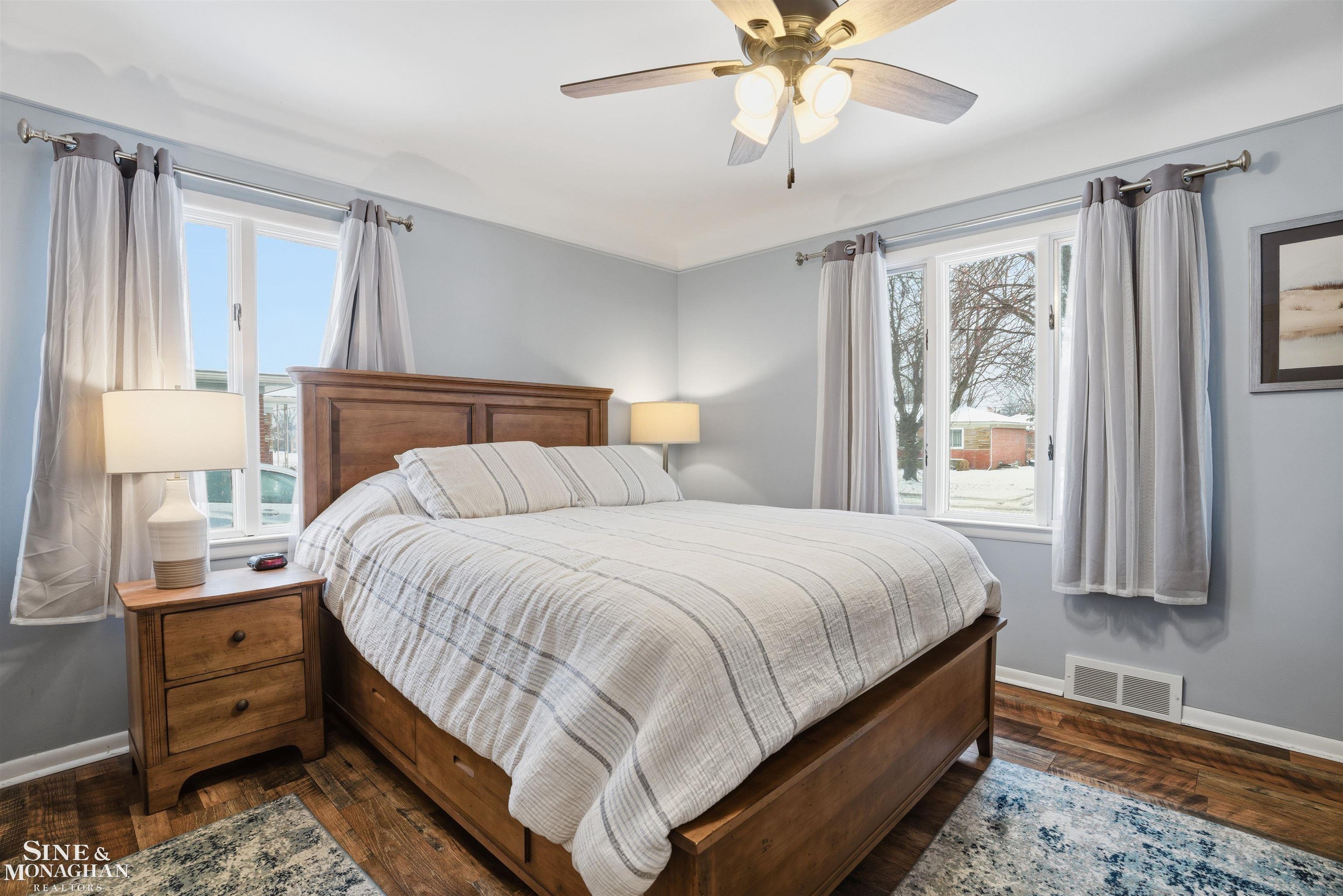 Eastpointe, MI, 48021